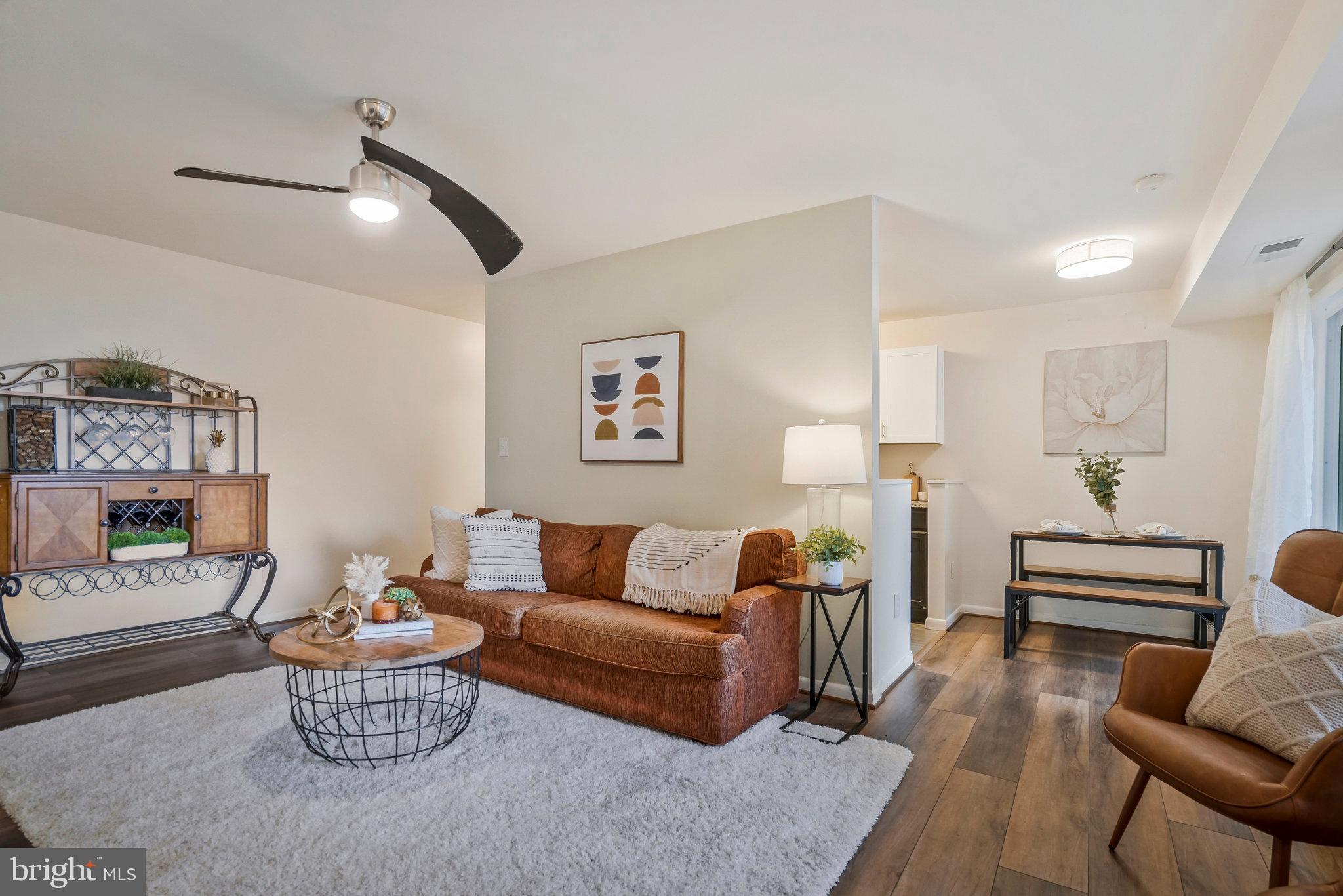 6433 Richmond HIGHWAY Unit: 101