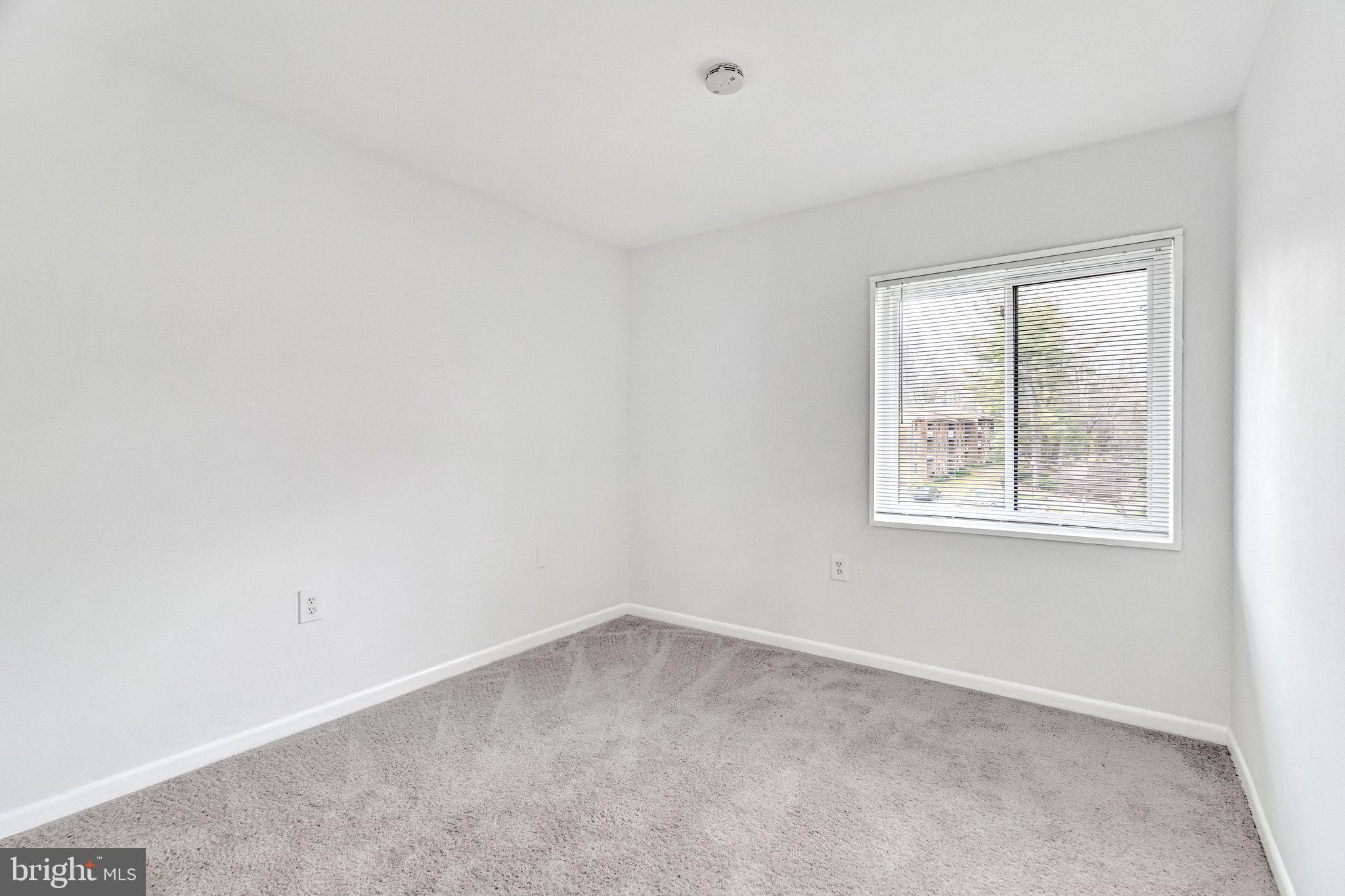 1429 Northgate SQUARE Unit: 1429-31C