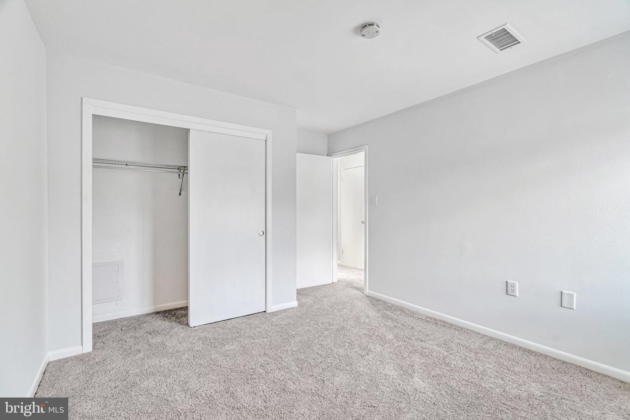1429 Northgate SQUARE Unit: 1429-31C