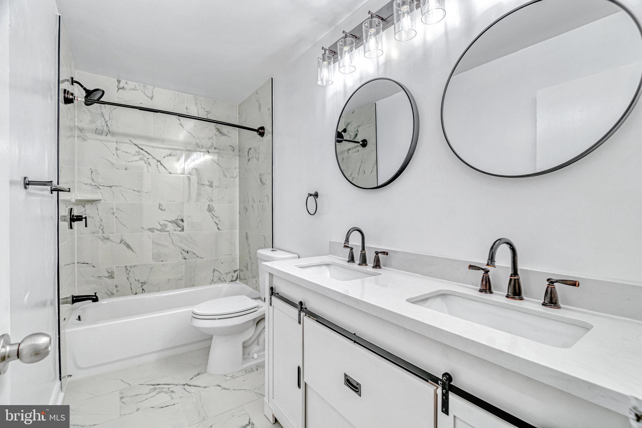 1429 Northgate SQUARE Unit: 1429-31C