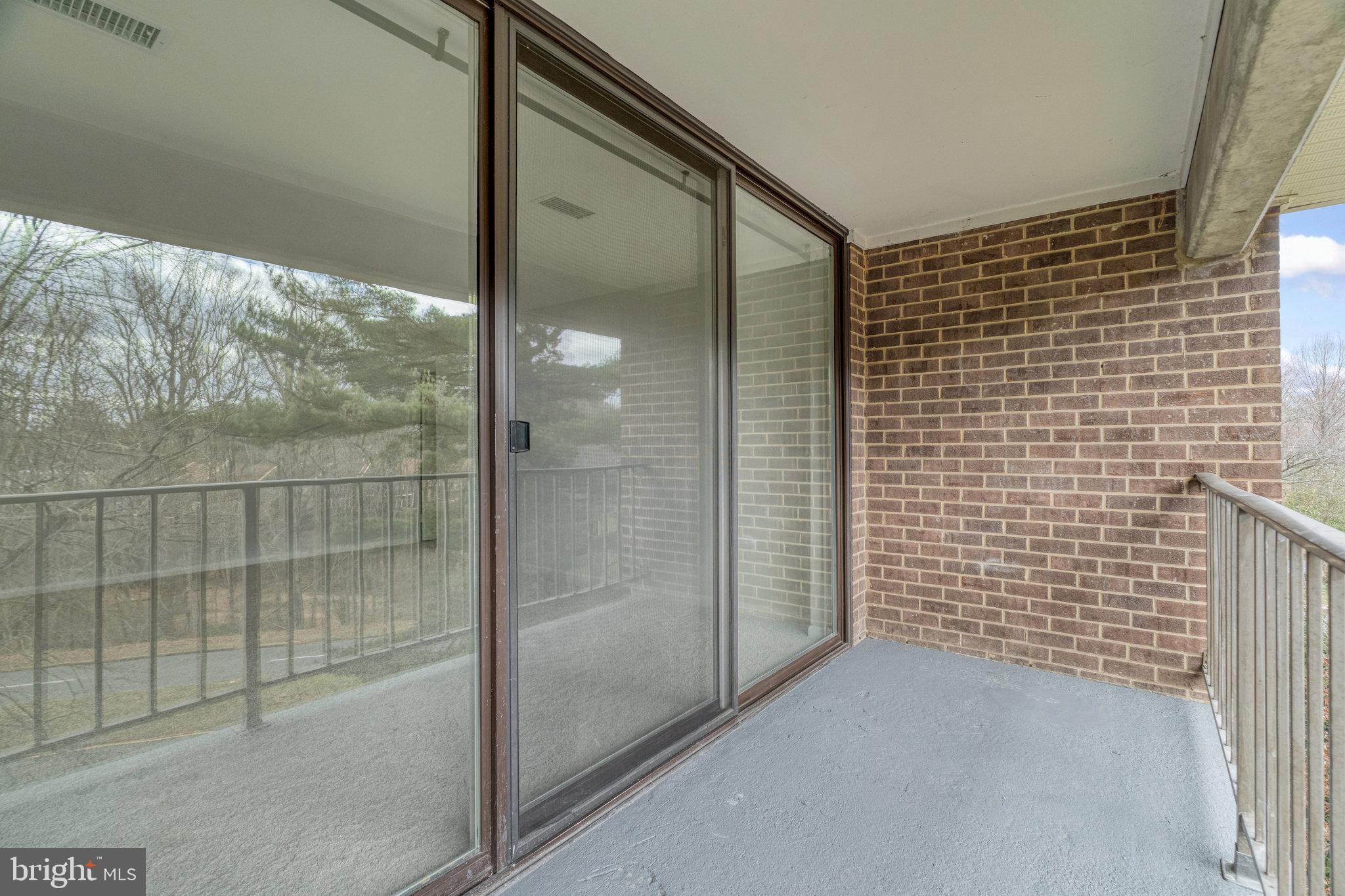 1429 Northgate SQUARE Unit: 1429-31C