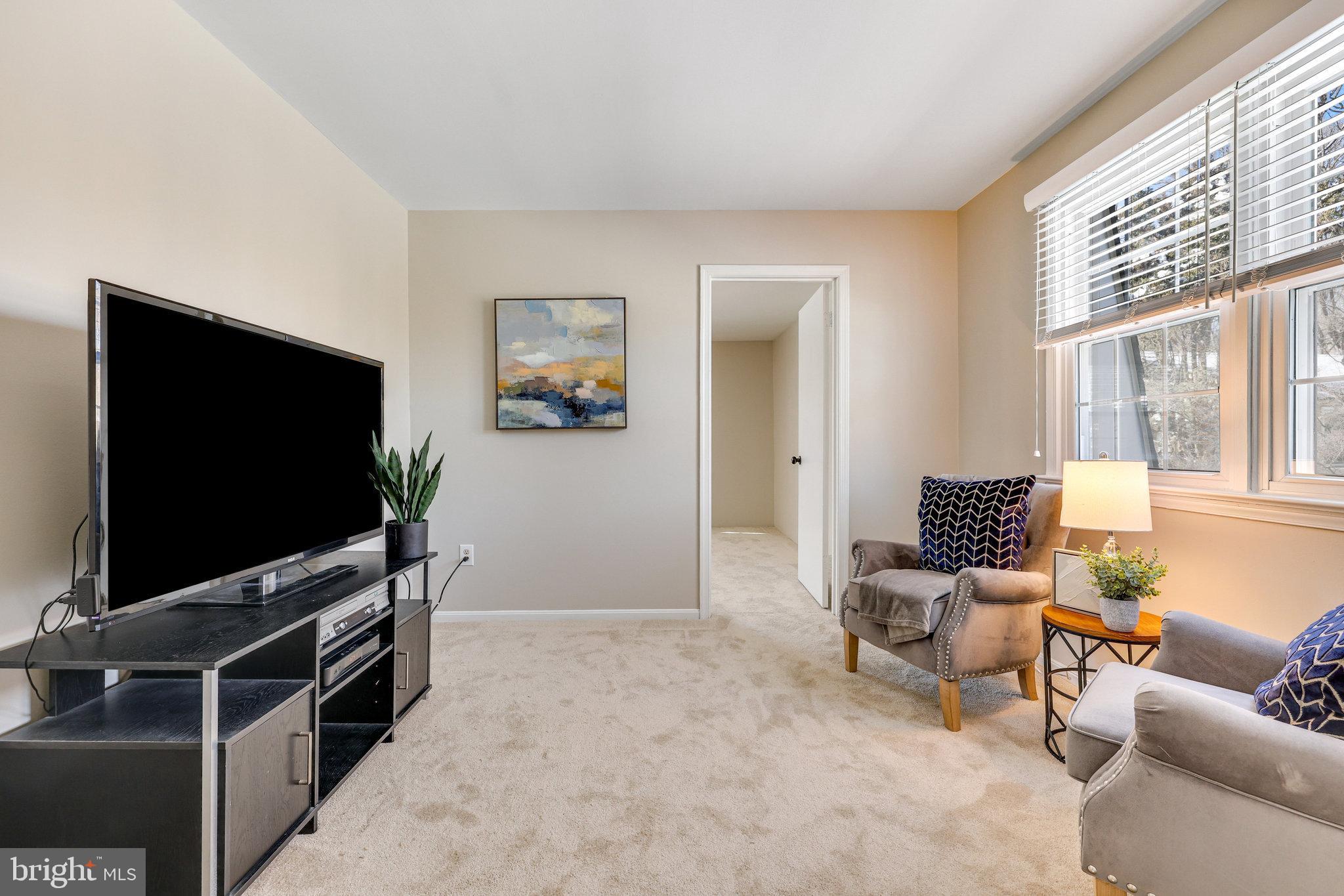10302 Collingham DRIVE