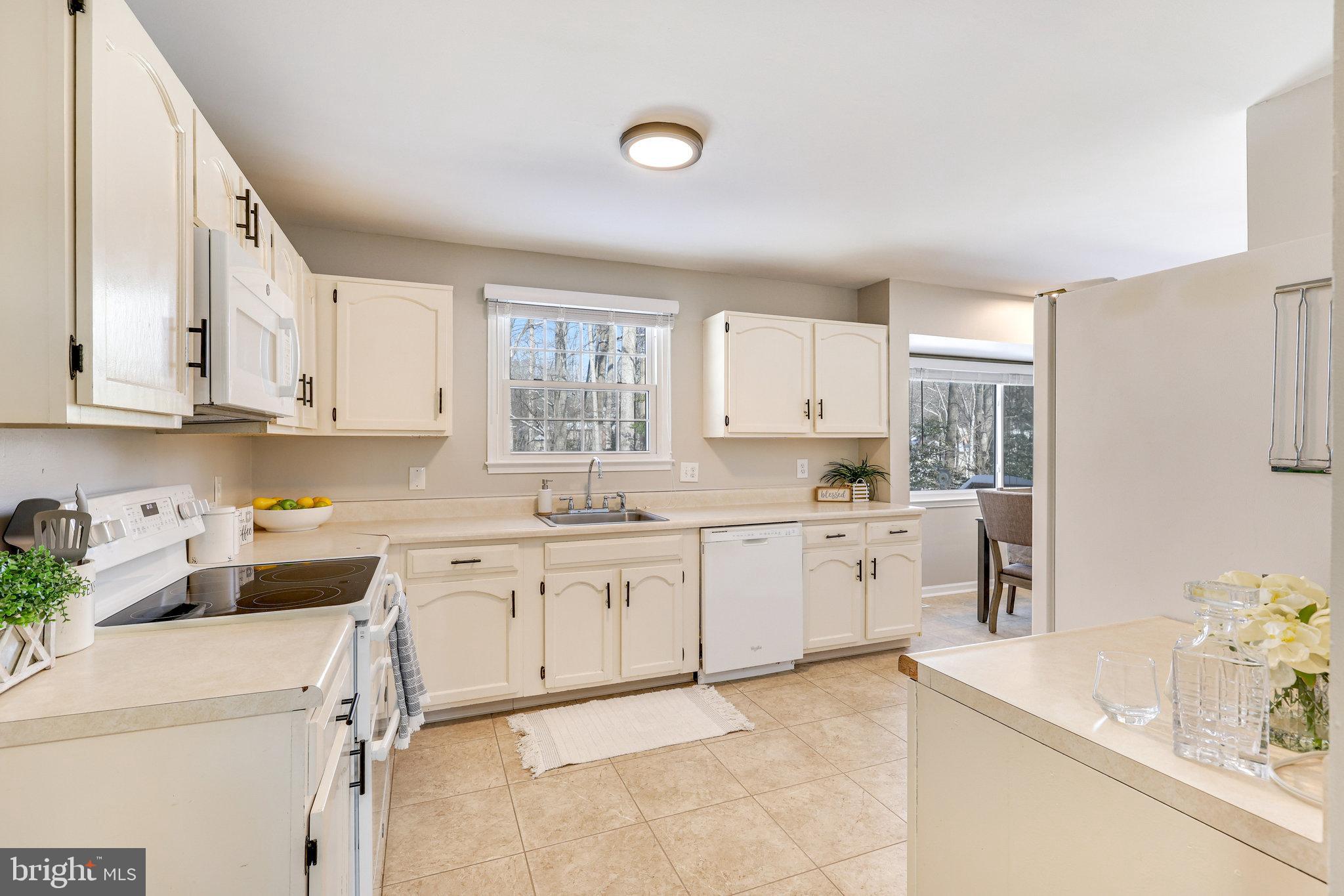 10302 Collingham DRIVE