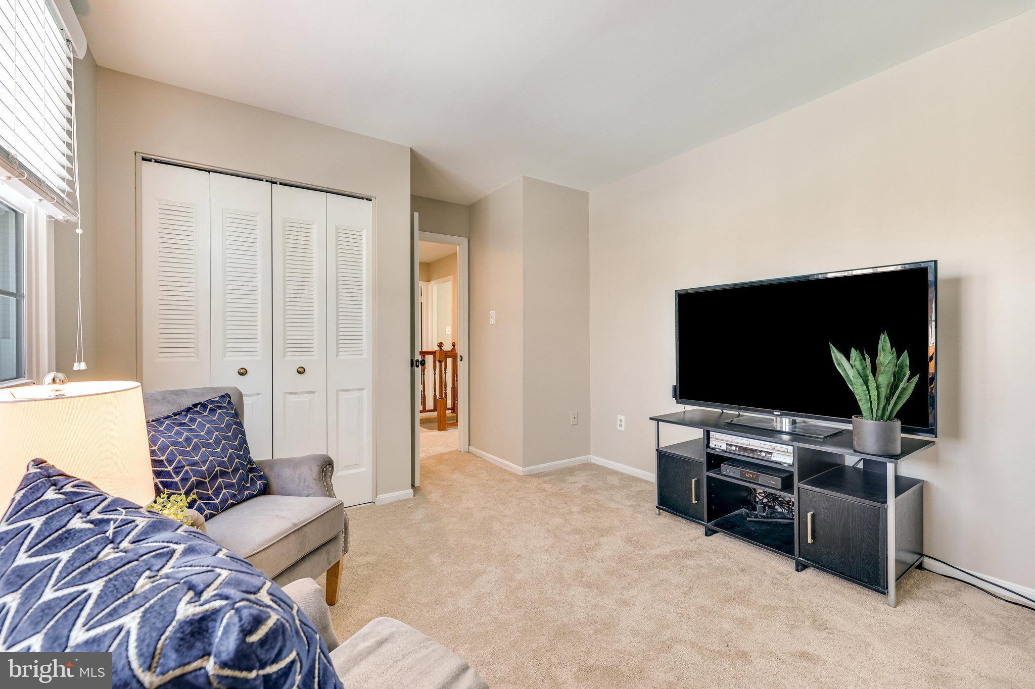 10302 Collingham DRIVE