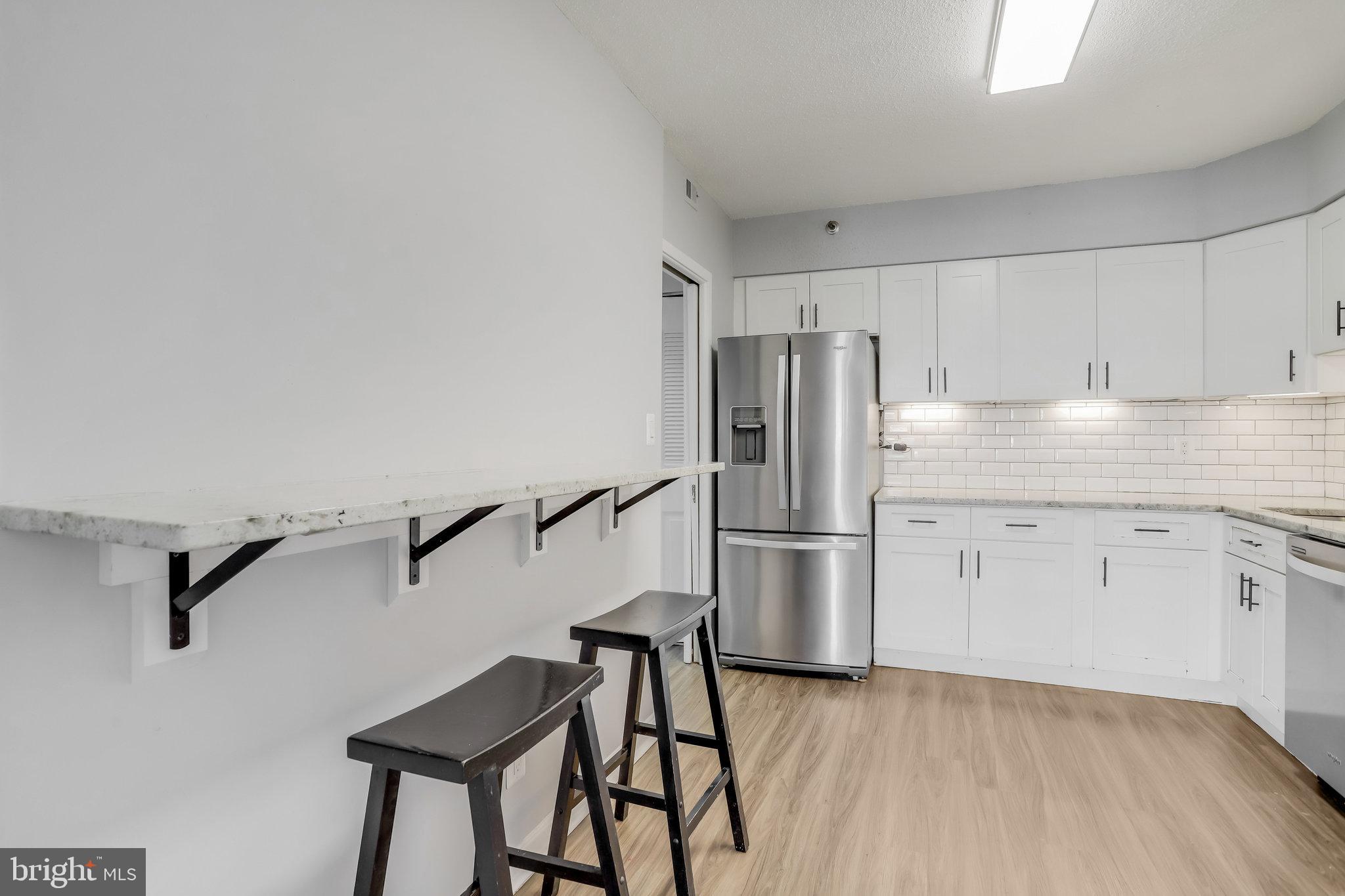 3713 S George Mason Dr #812w