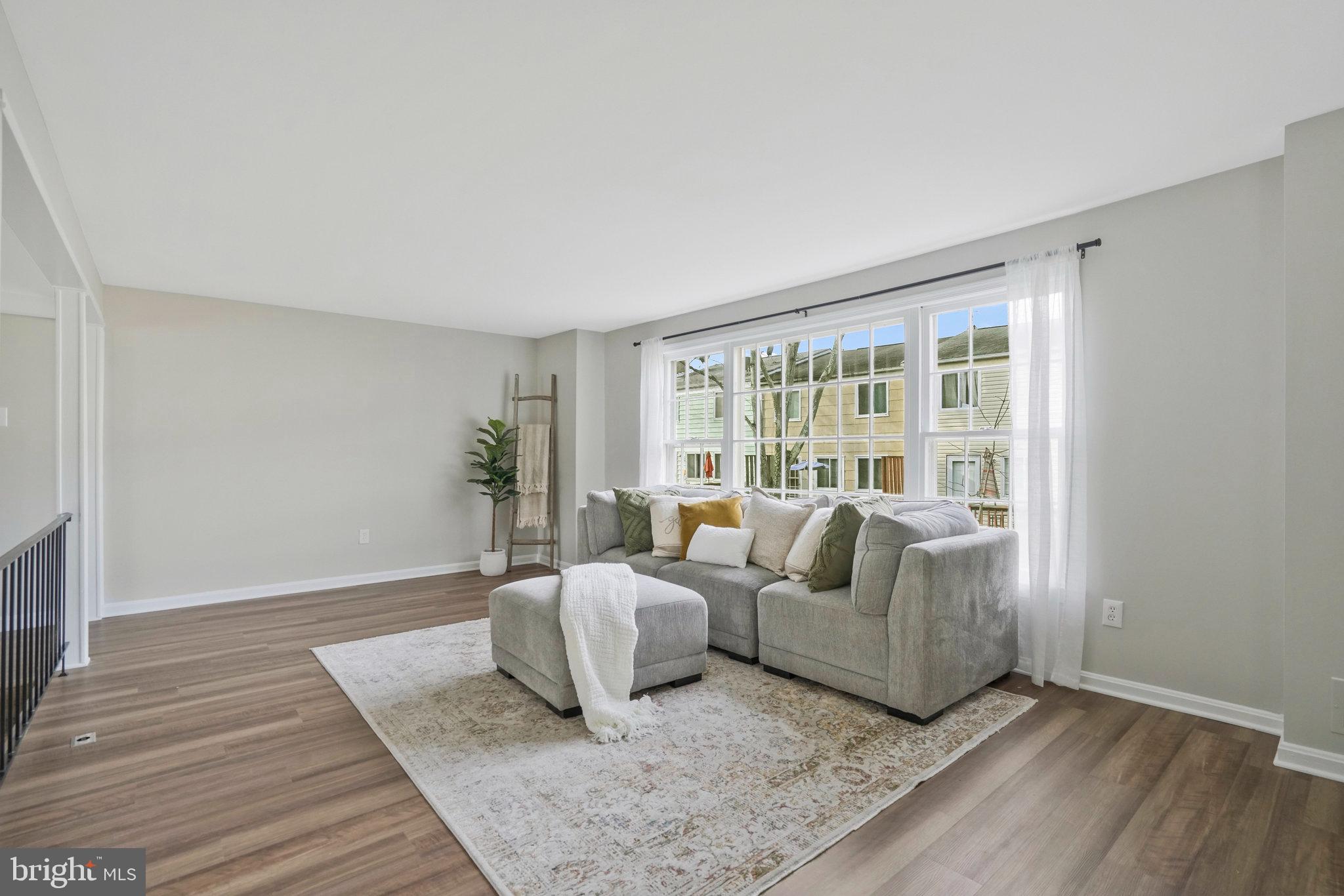 8056 Central Park Dr