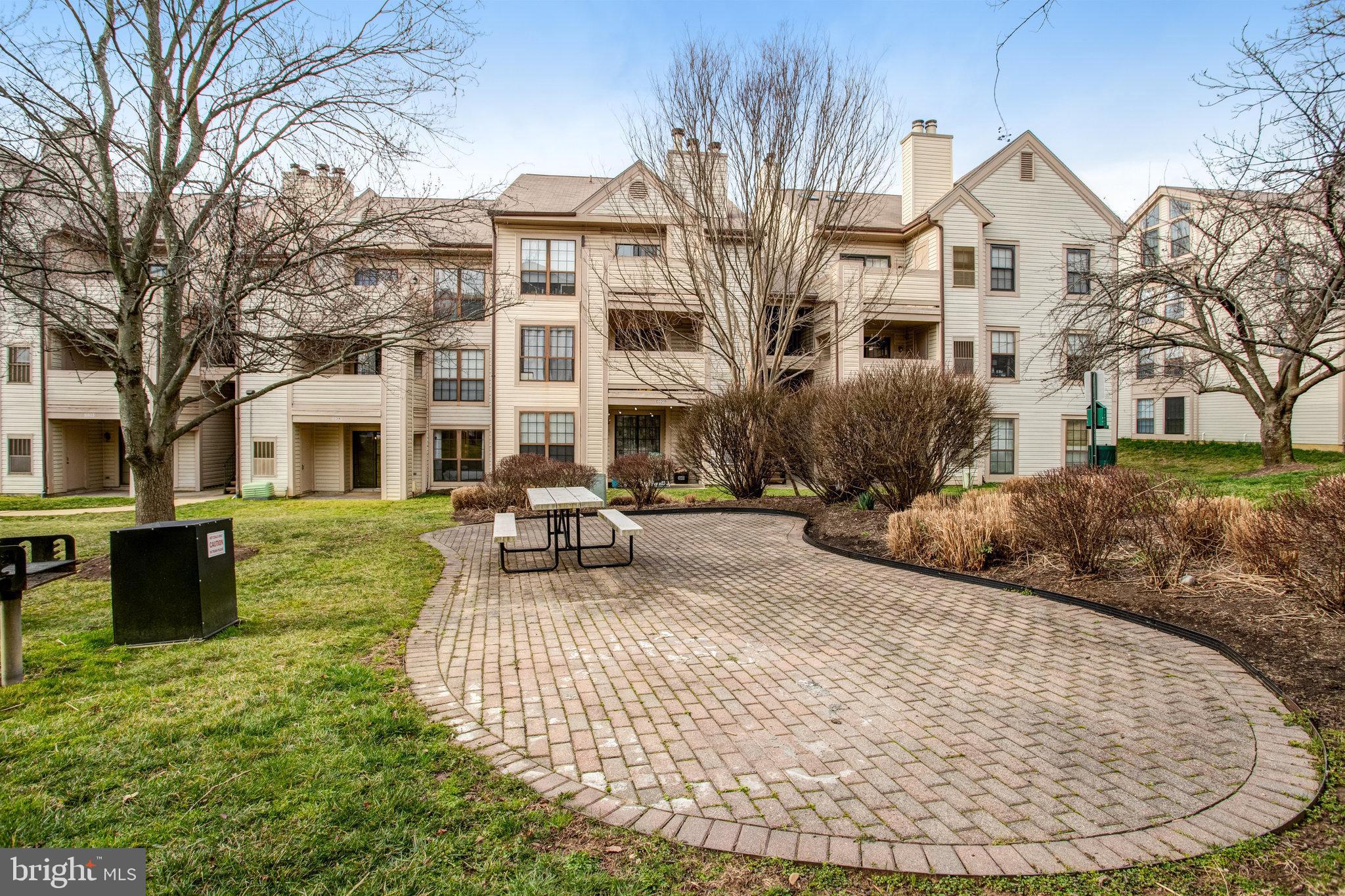 6923-C Mary Caroline Cir