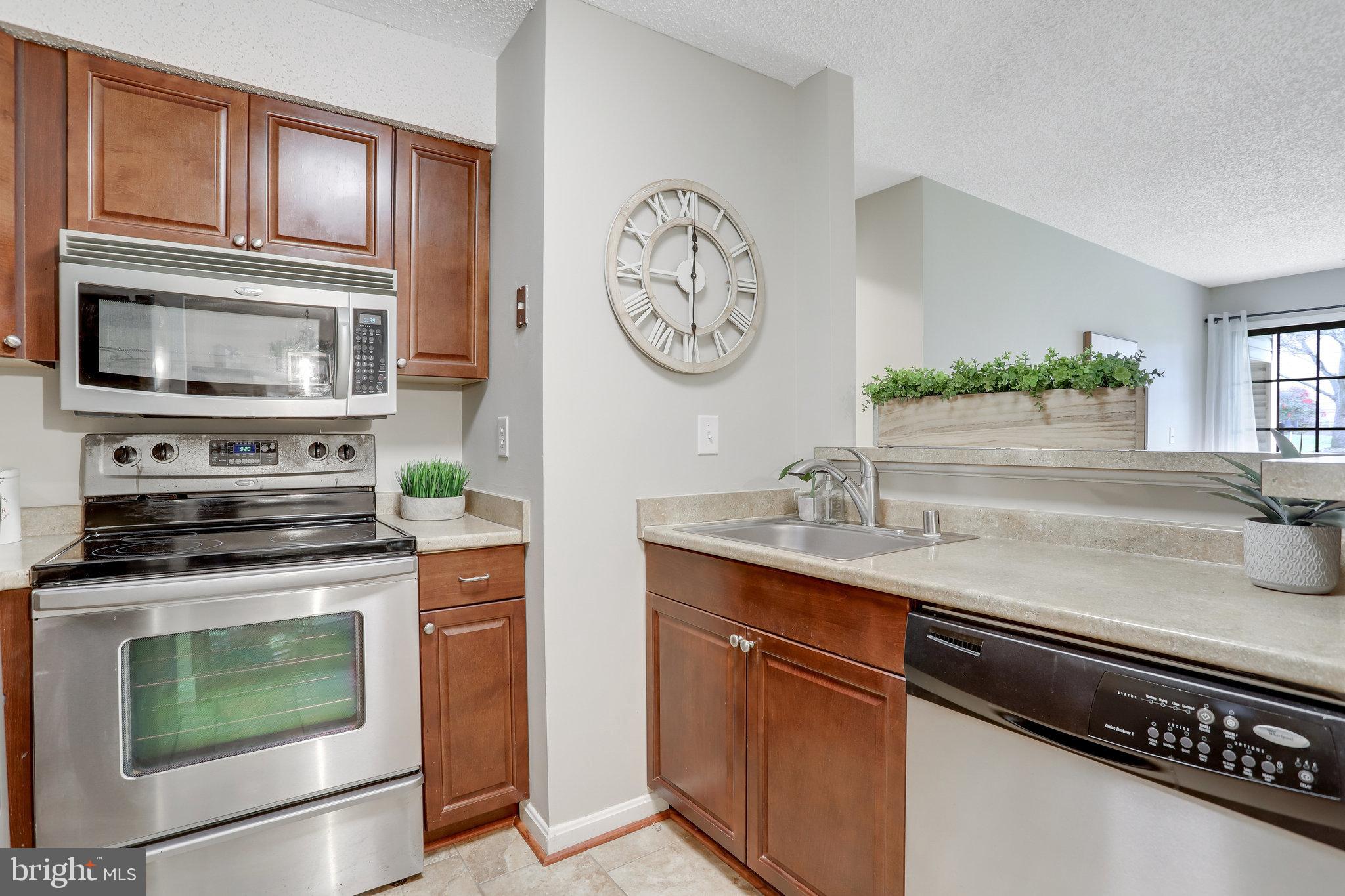 6923-C Mary Caroline Cir