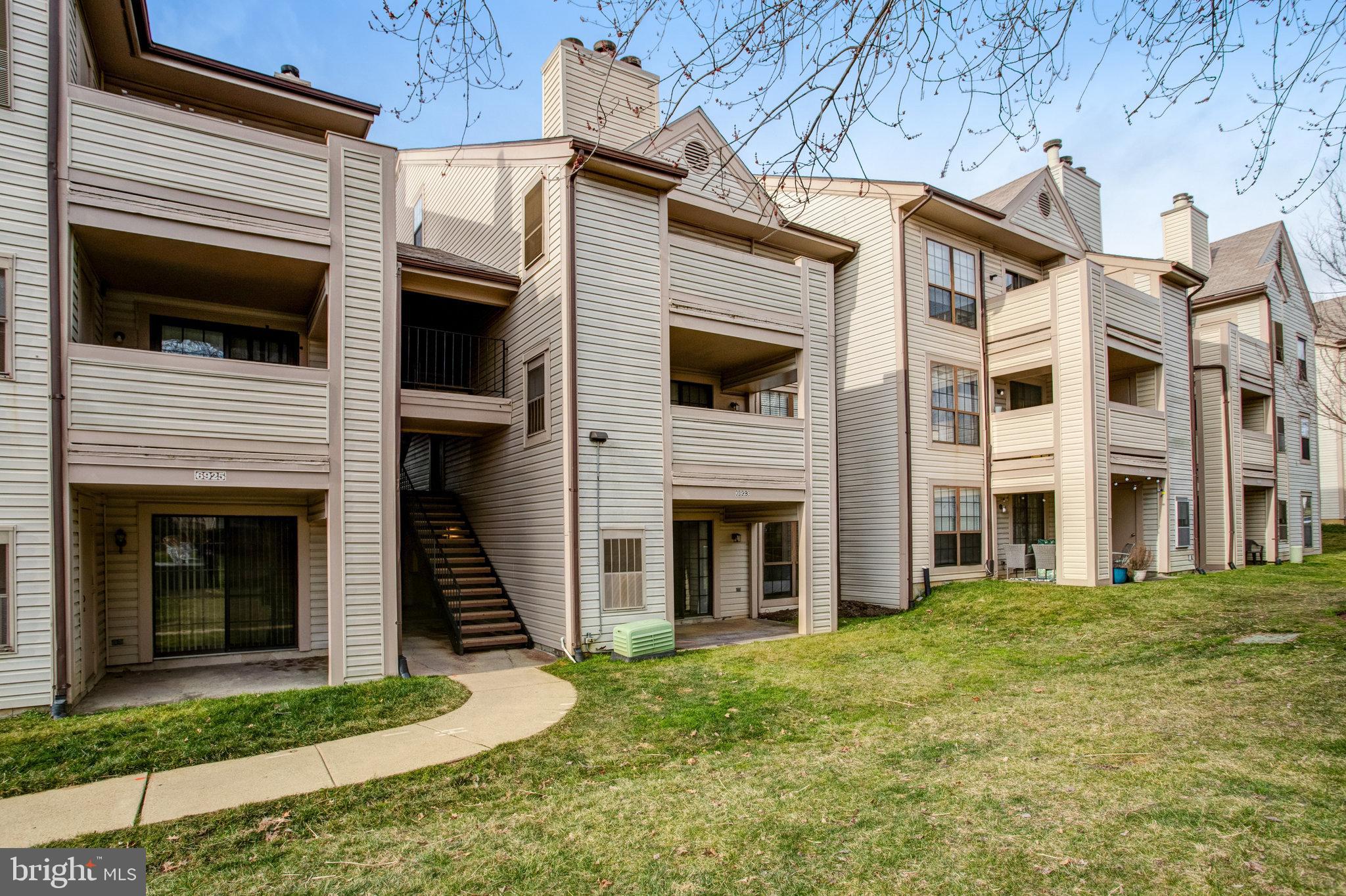 6923-C Mary Caroline Cir