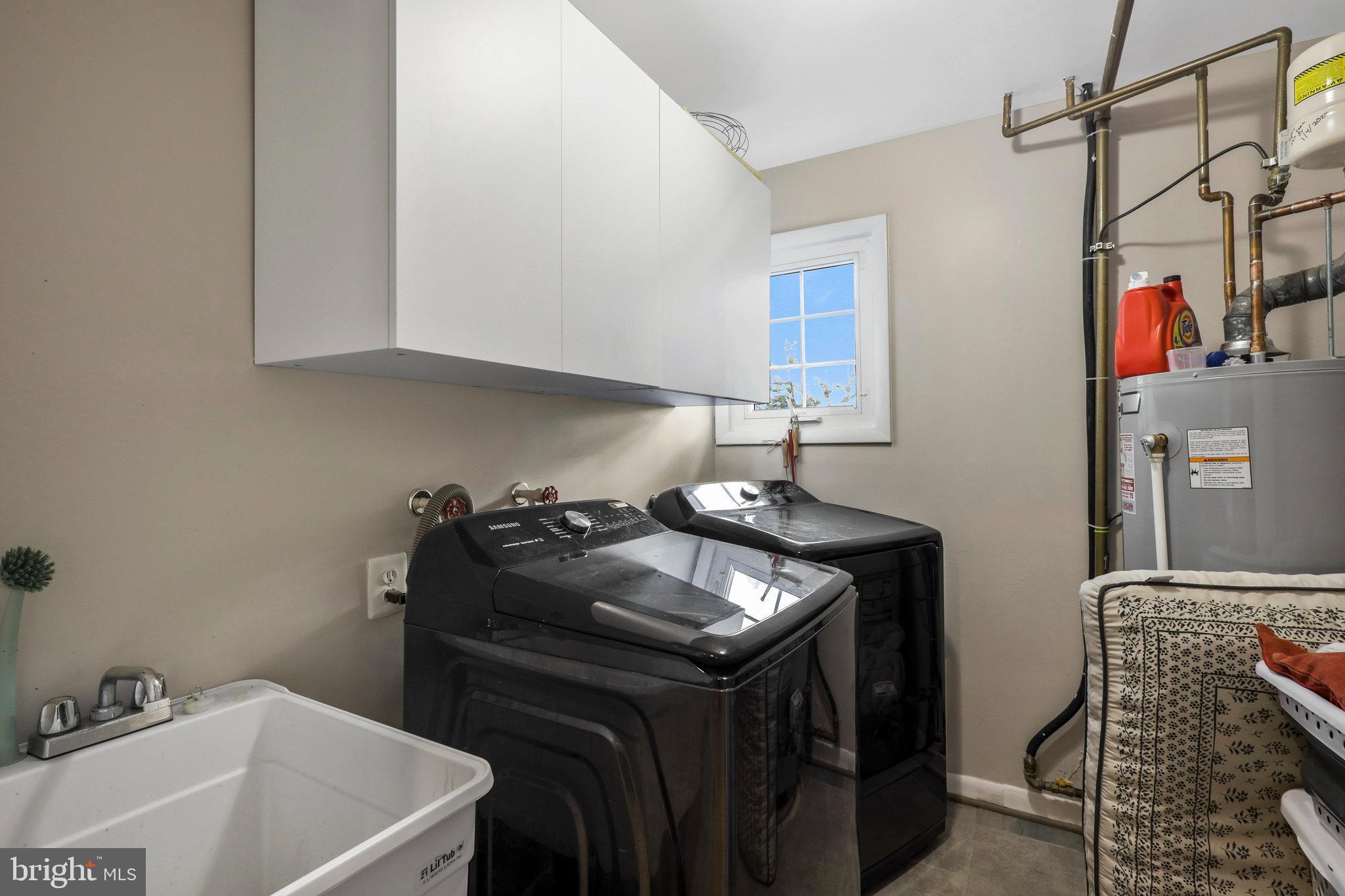 3113 Woodland Ln