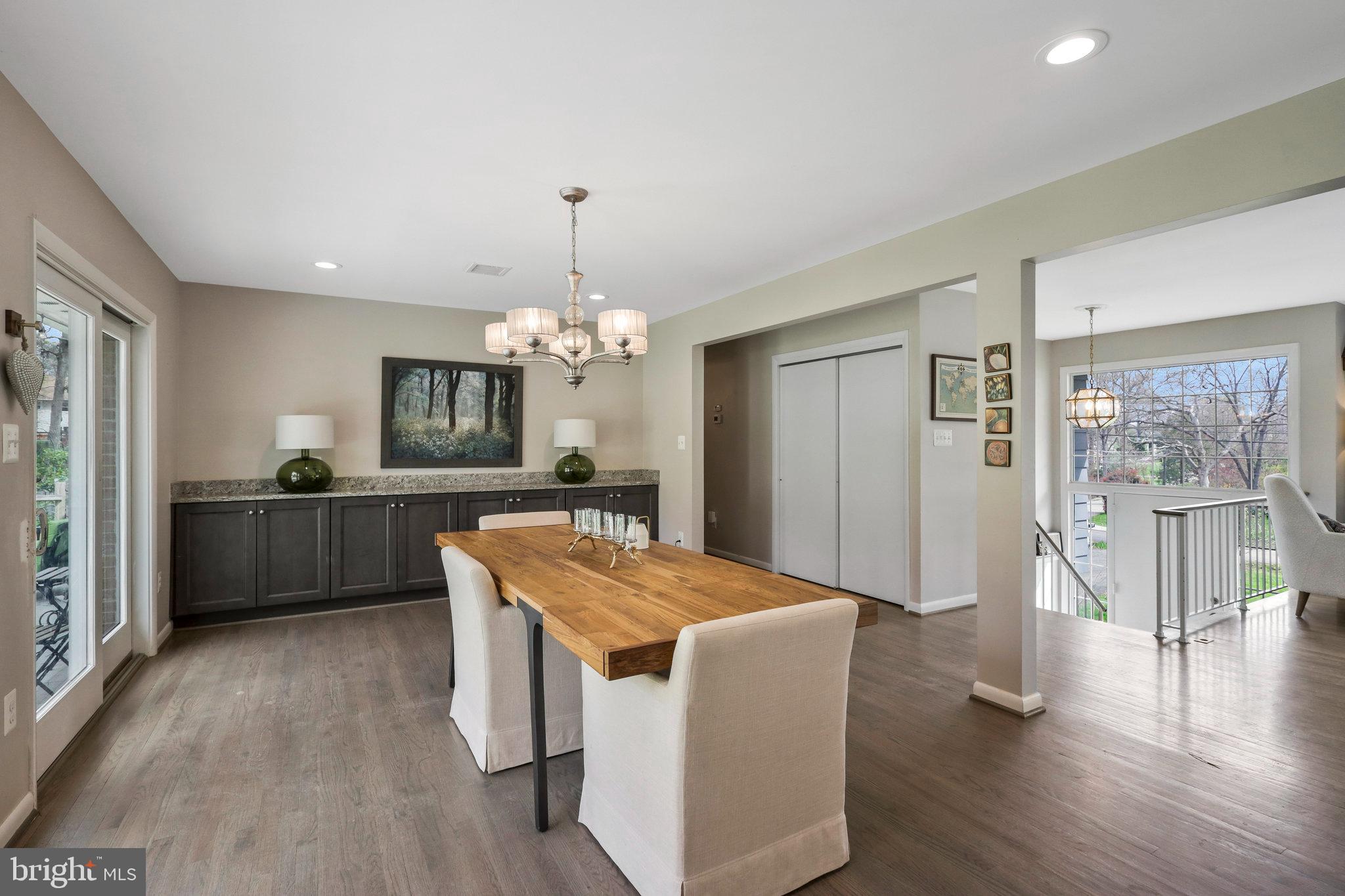 3113 Woodland Ln