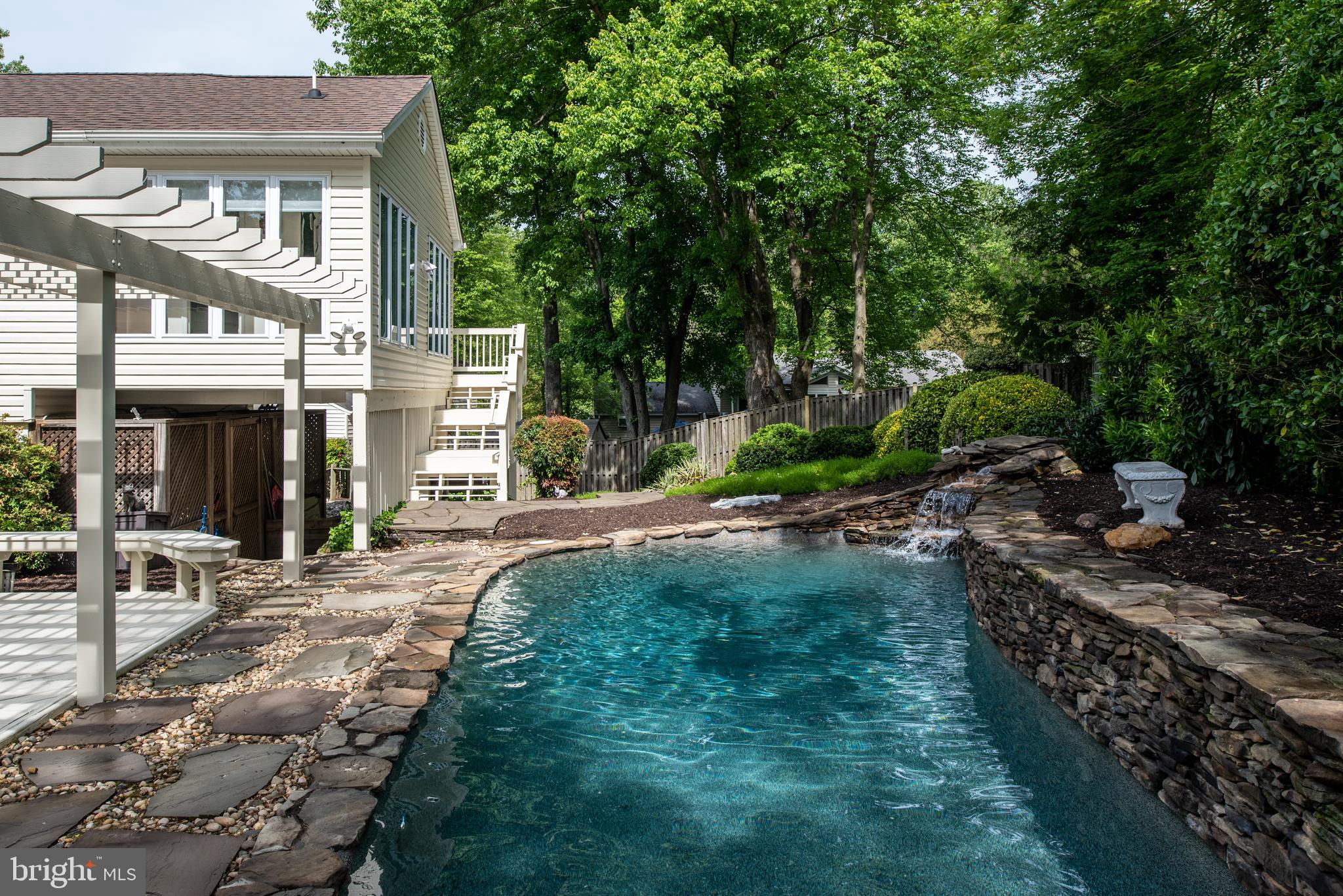 8019 Rockwood Ct