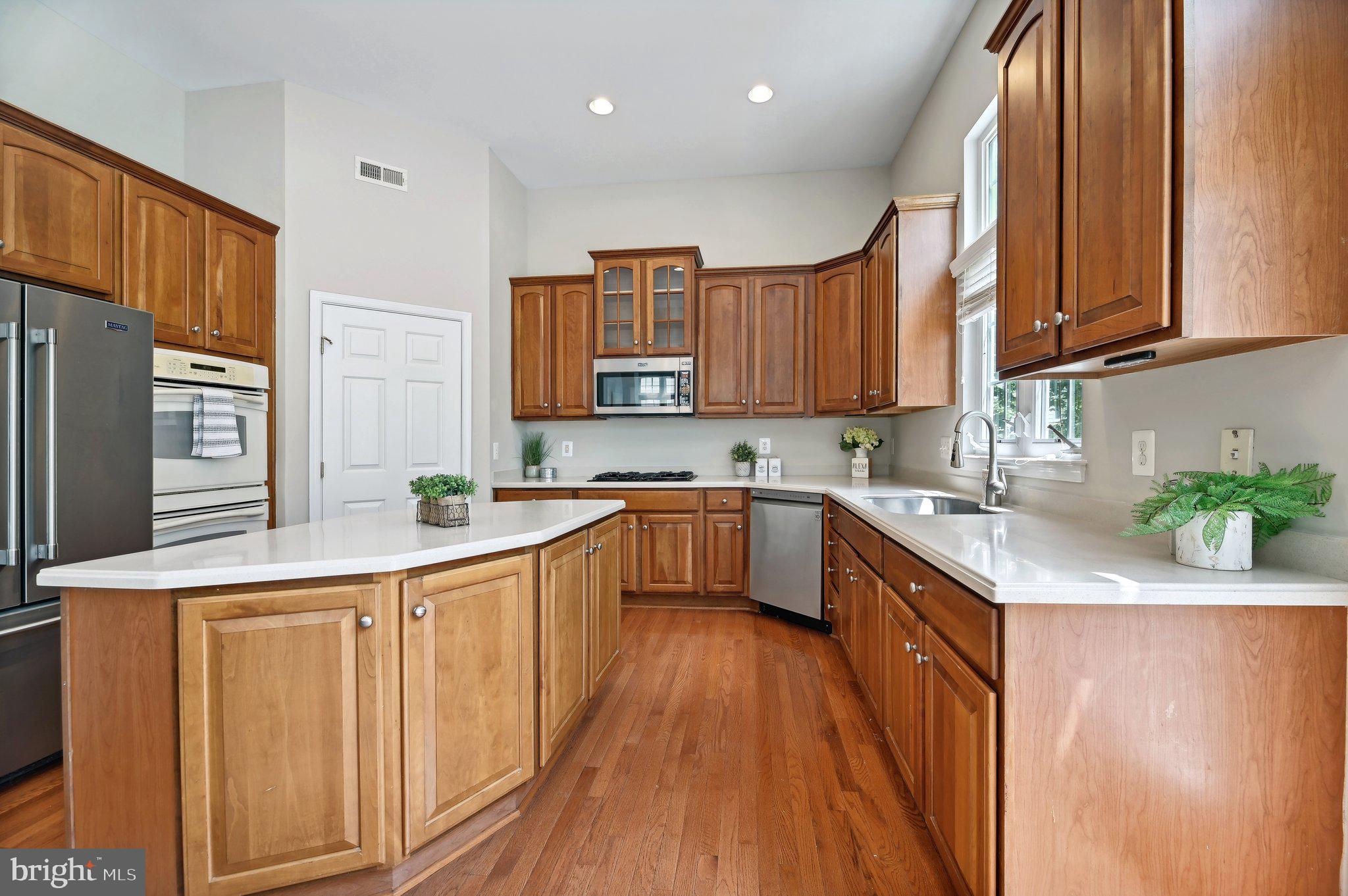 9173 Ciri Inlet Ct
