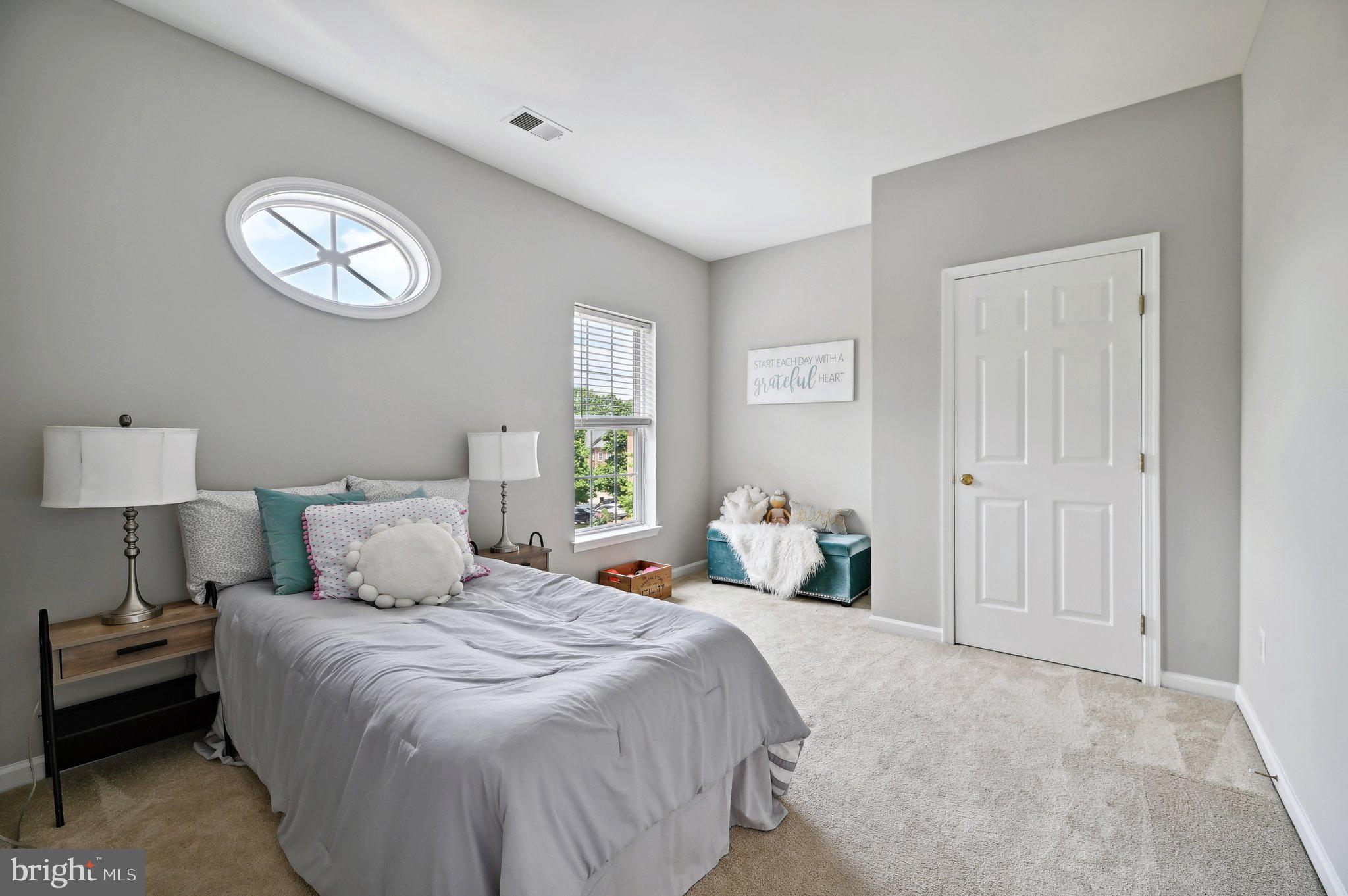 9173 Ciri Inlet Ct