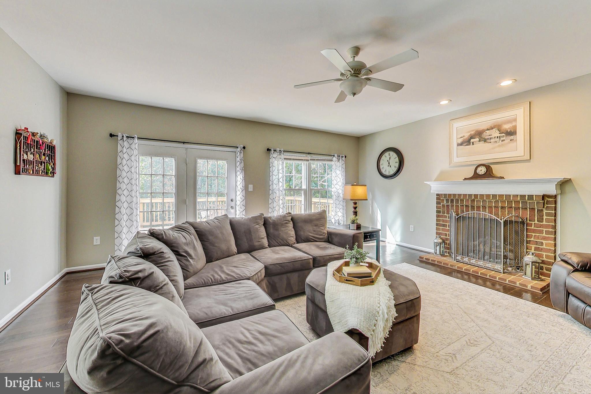 13935 Valley Country Dr