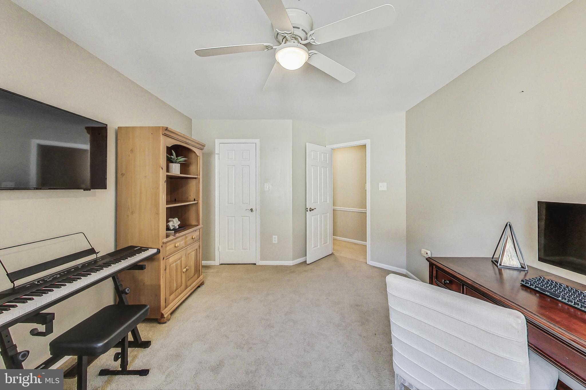 13935 Valley Country Dr