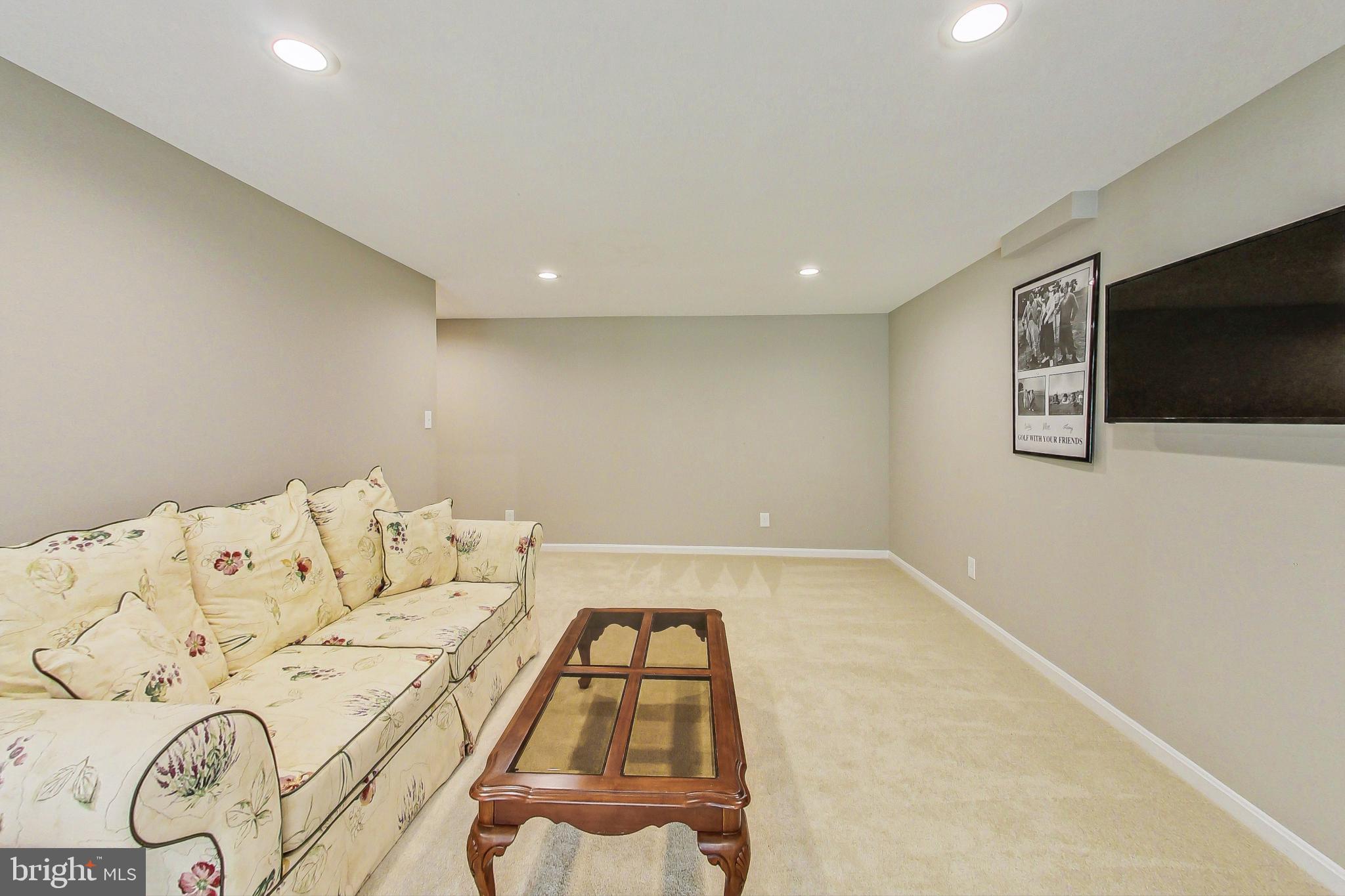 13935 Valley Country Dr