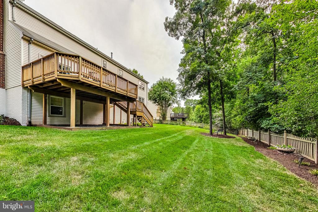 13935 Valley Country Dr