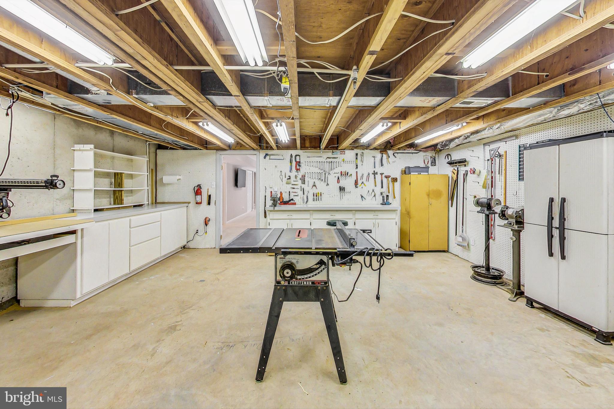 13935 Valley Country Dr