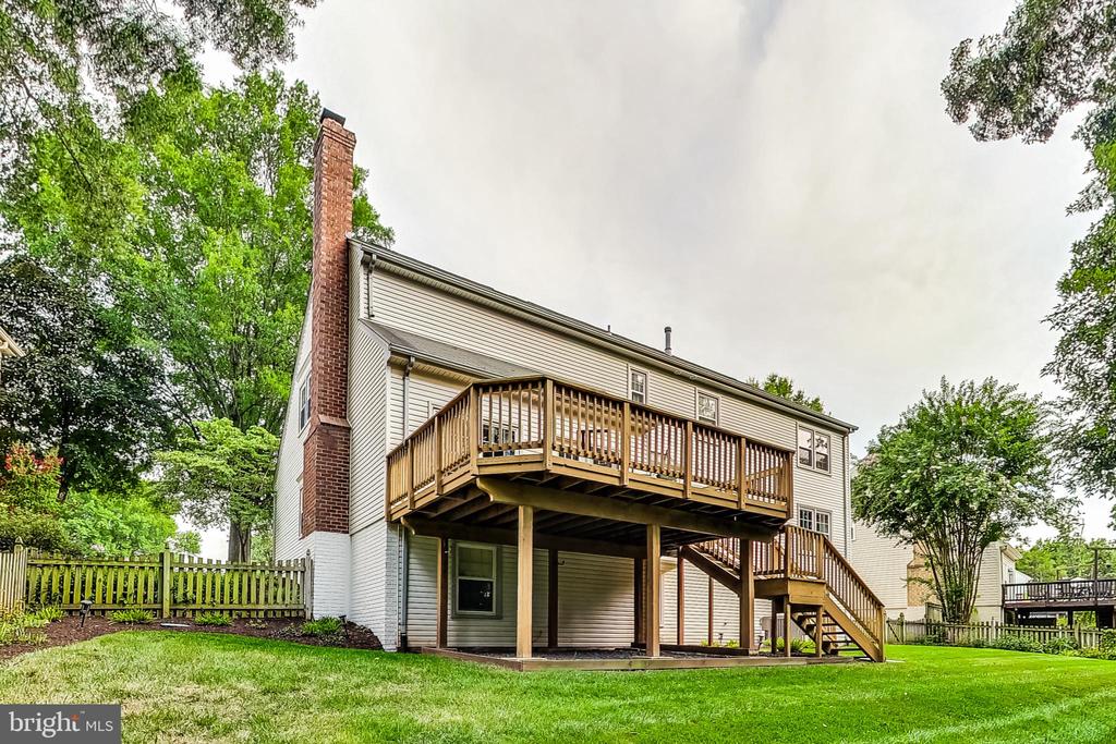 13935 Valley Country Dr