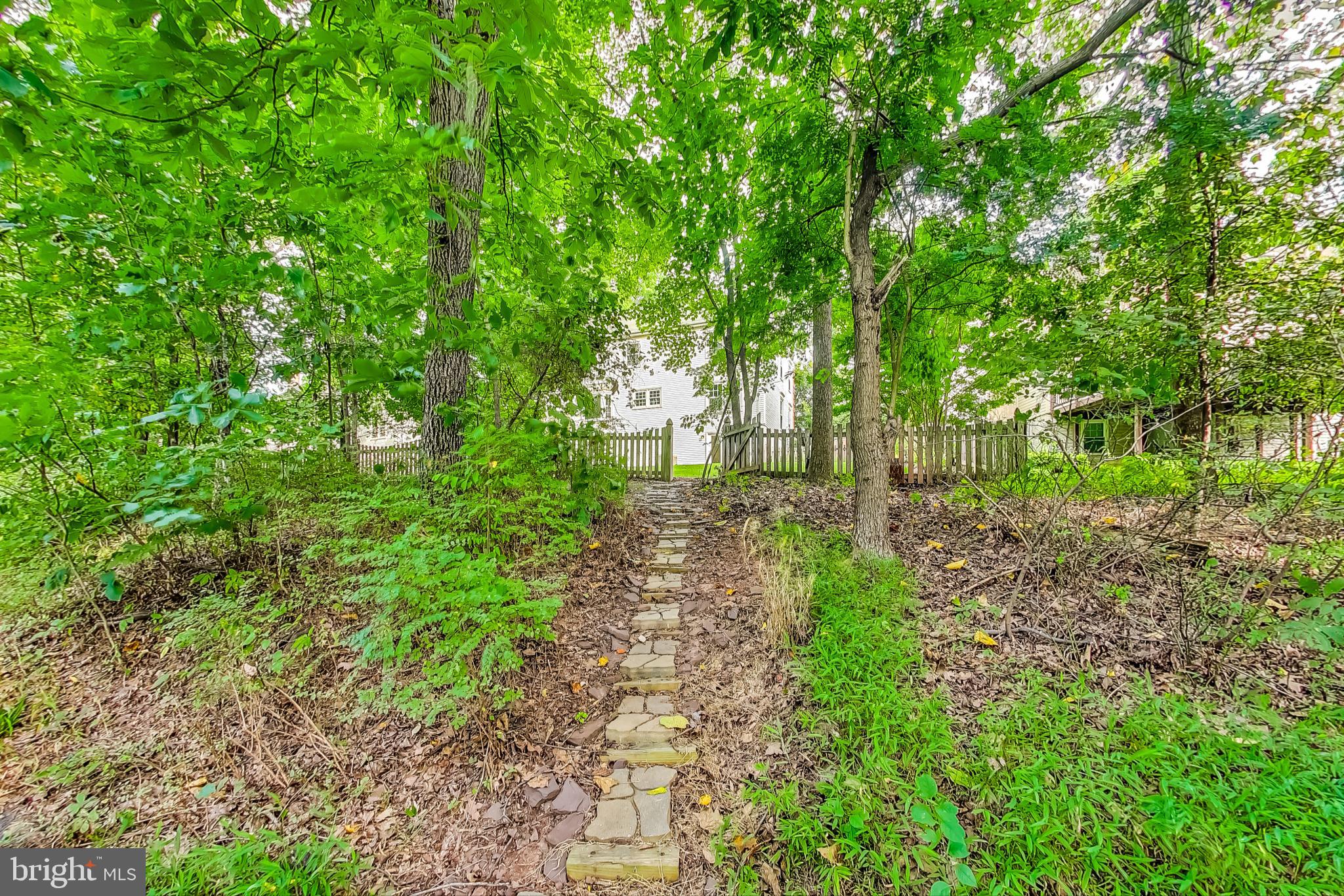 13935 Valley Country Dr