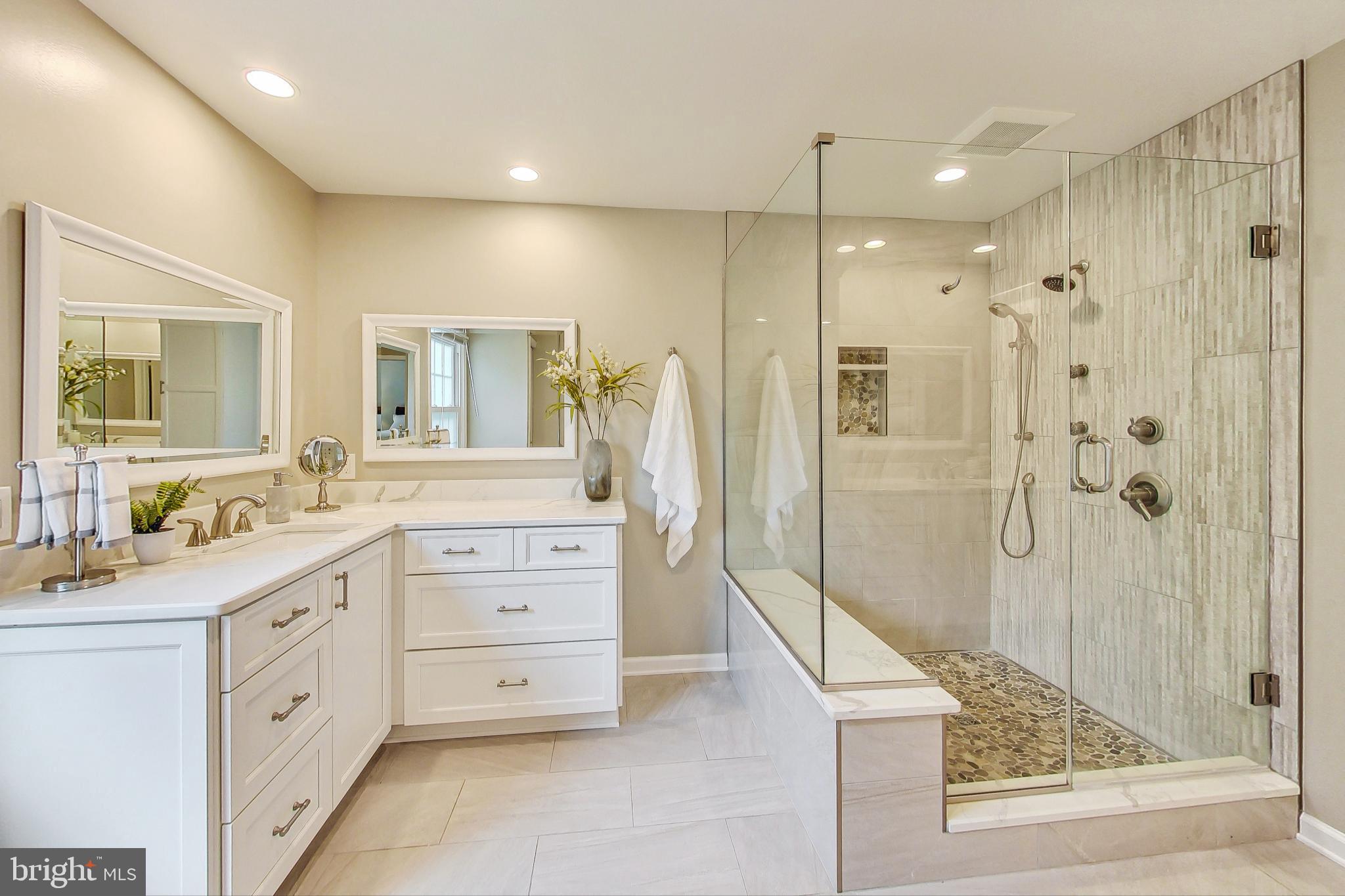 13935 Valley Country Dr