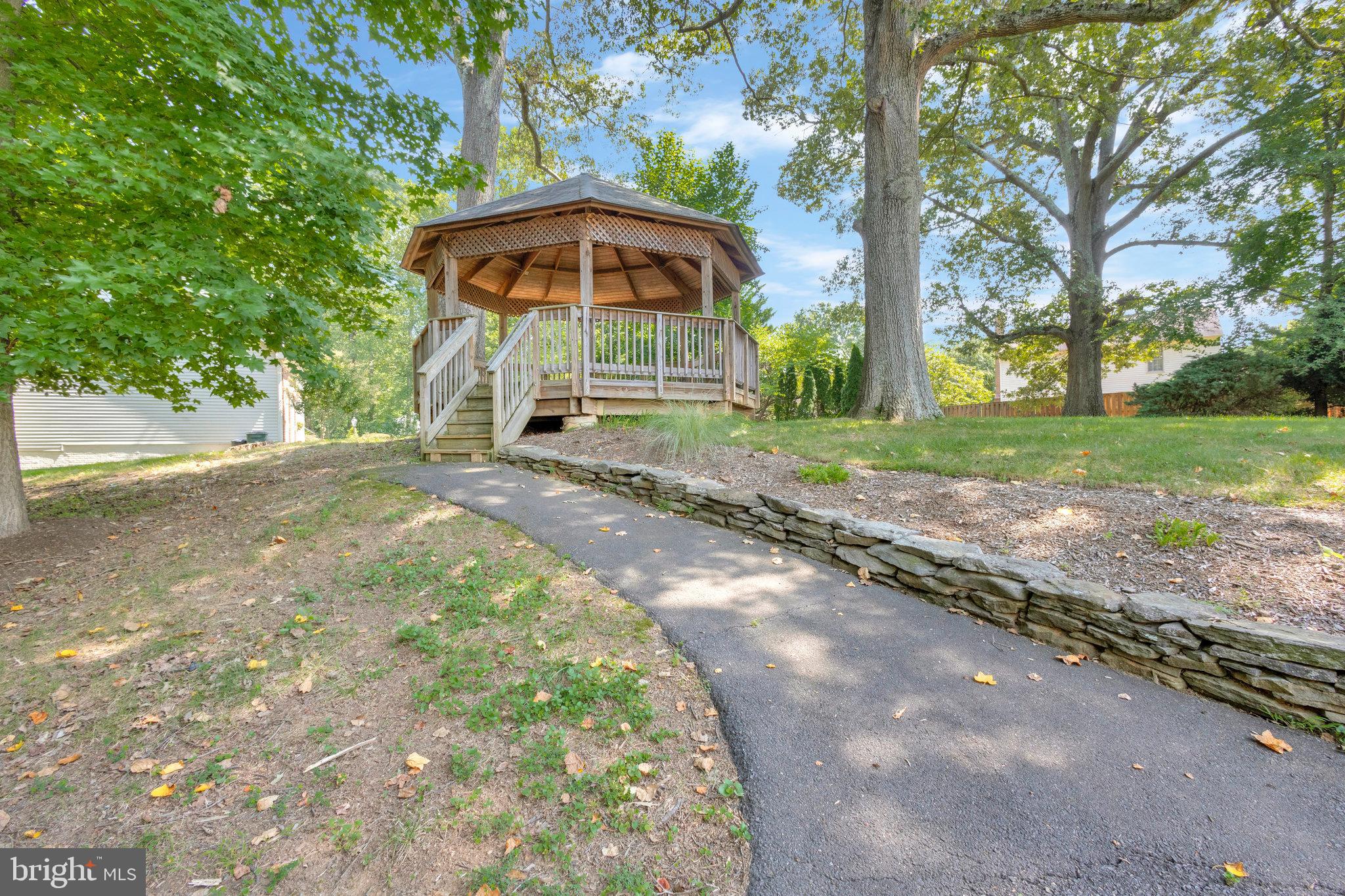 10254 Lindsey Meadow Ct