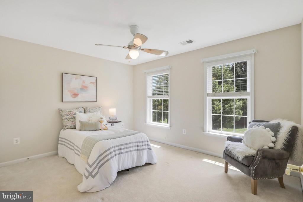 10254 Lindsey Meadow Ct
