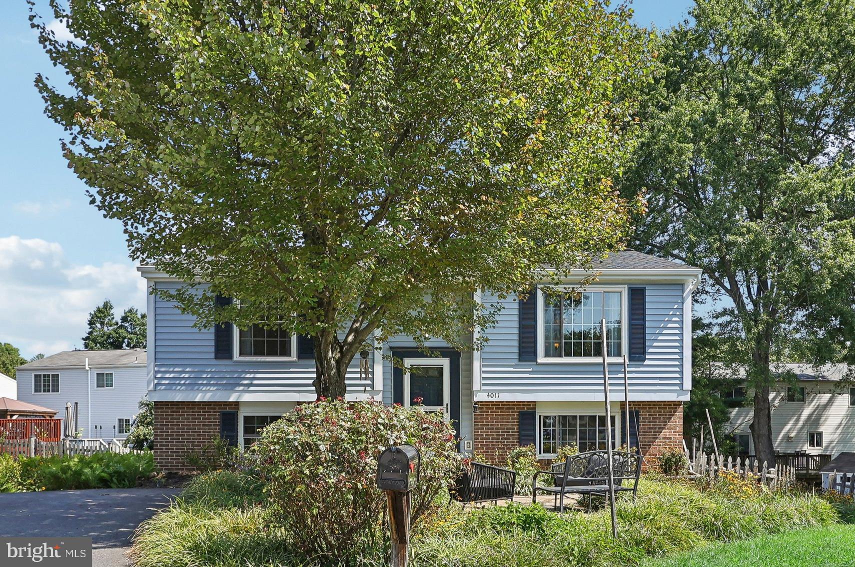 4011 Bentnail Ct