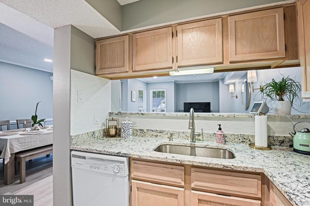 1504 LINCOLN WAY #209