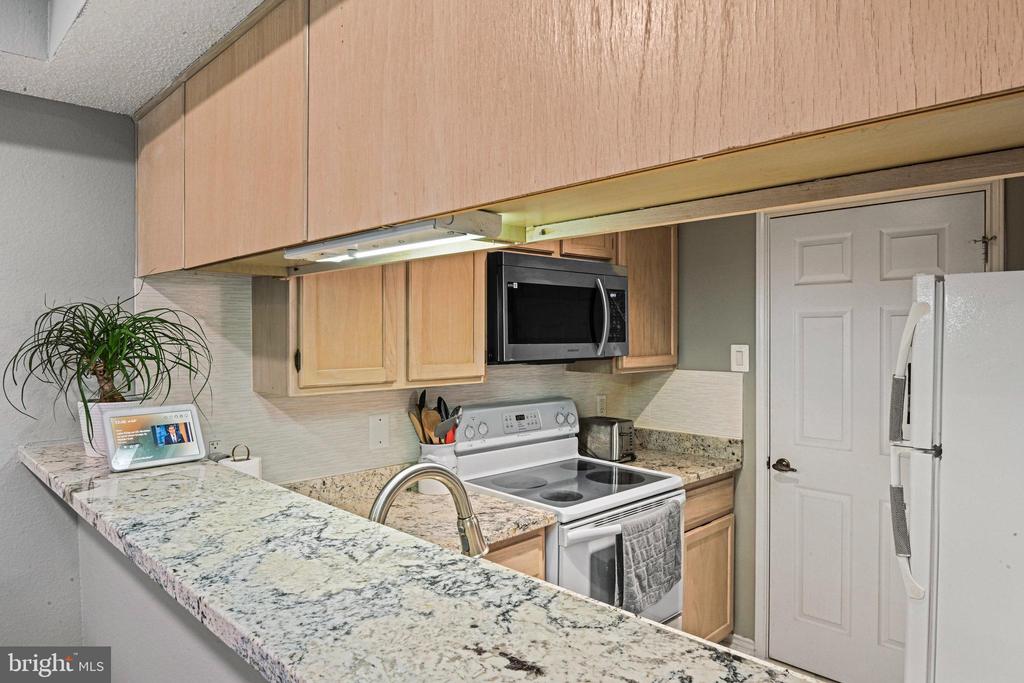 1504 LINCOLN WAY #209