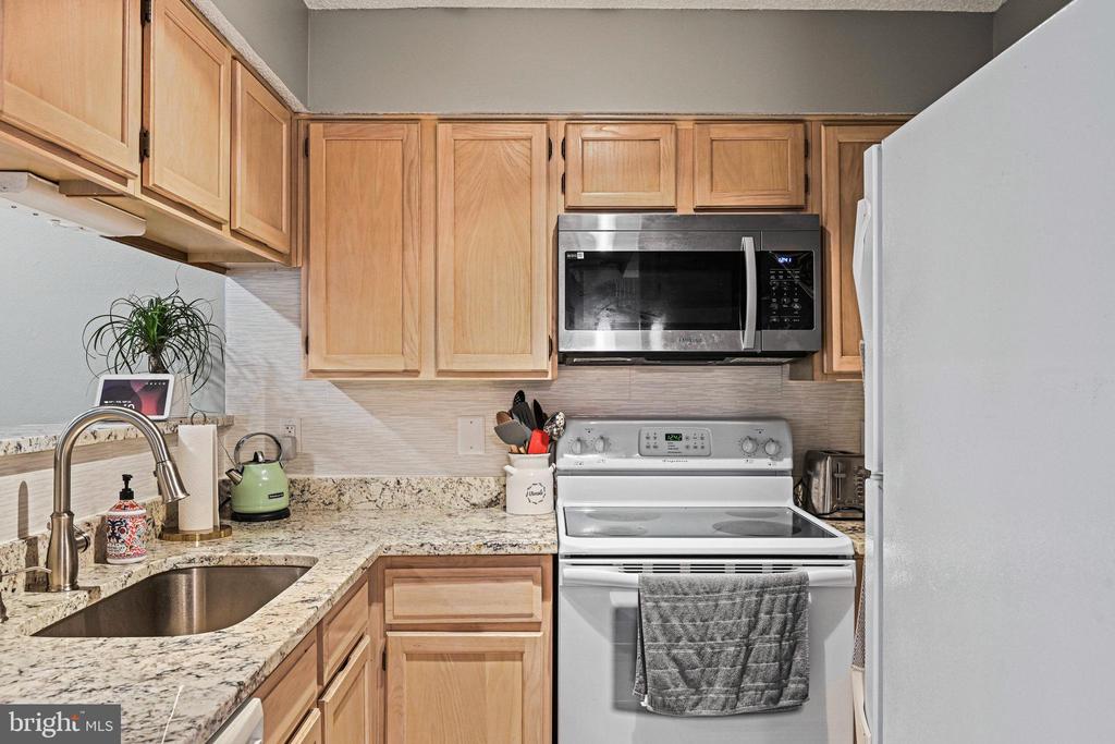 1504 LINCOLN WAY #209