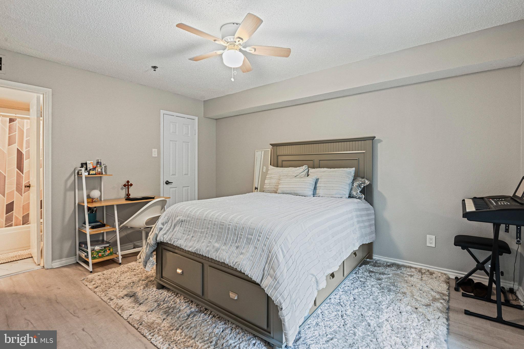 1504 LINCOLN WAY #209