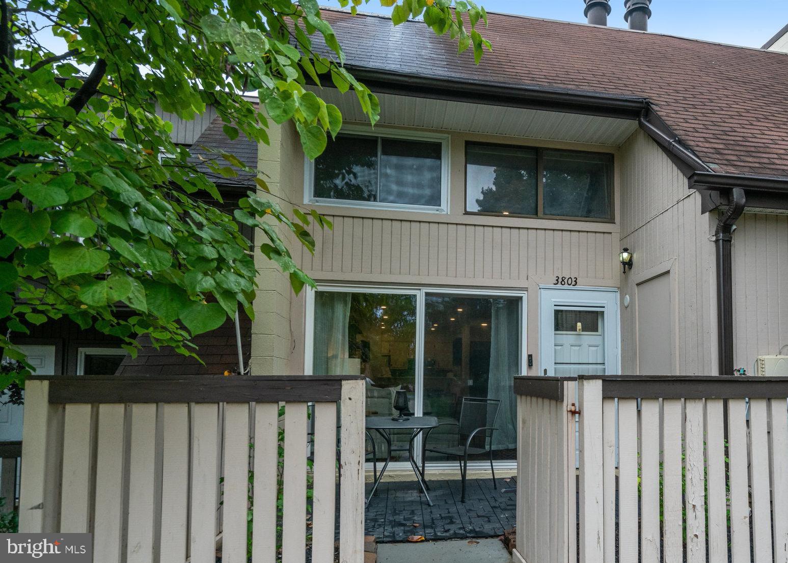 3803 el Camino Pl #27