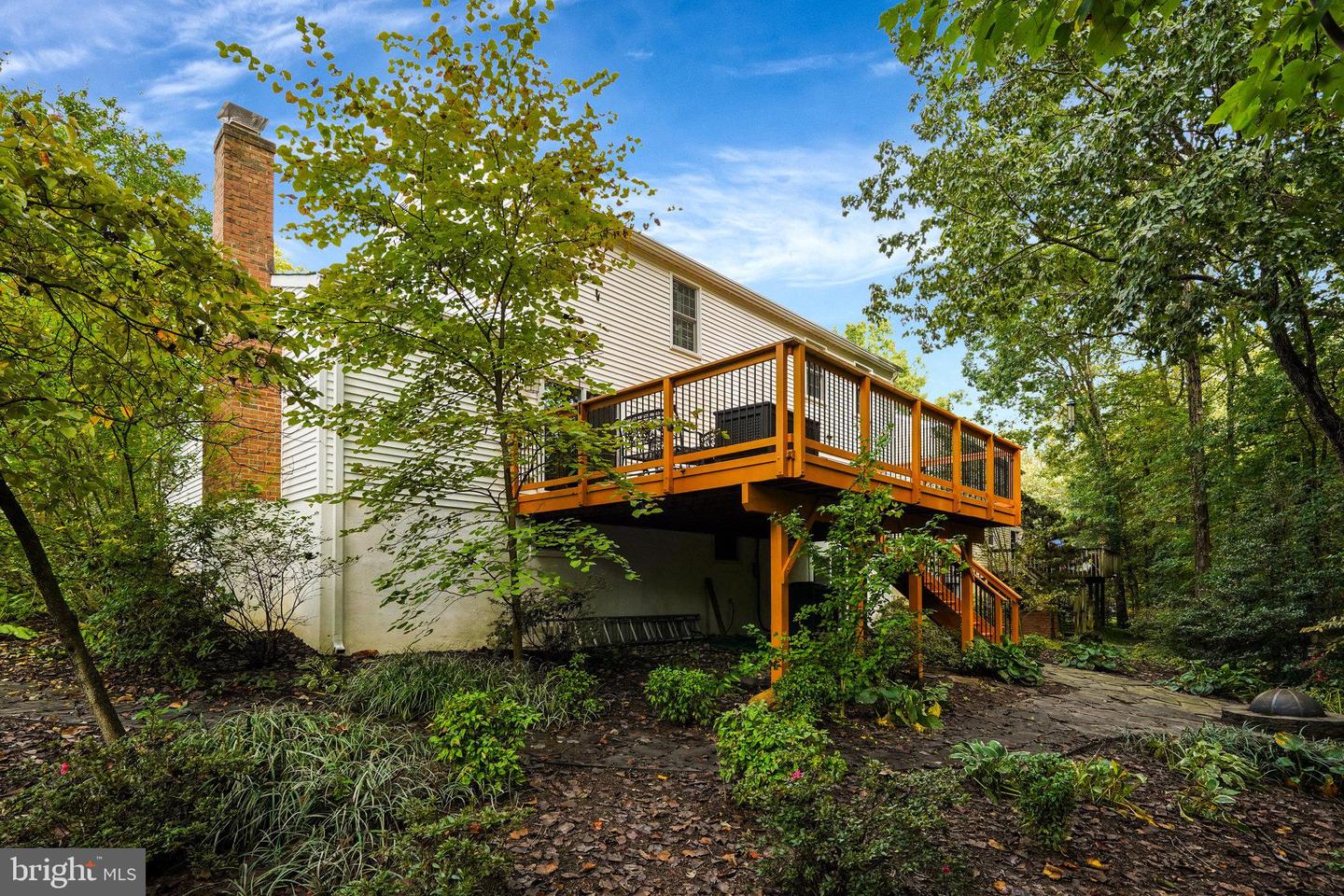 6013 Windward Dr