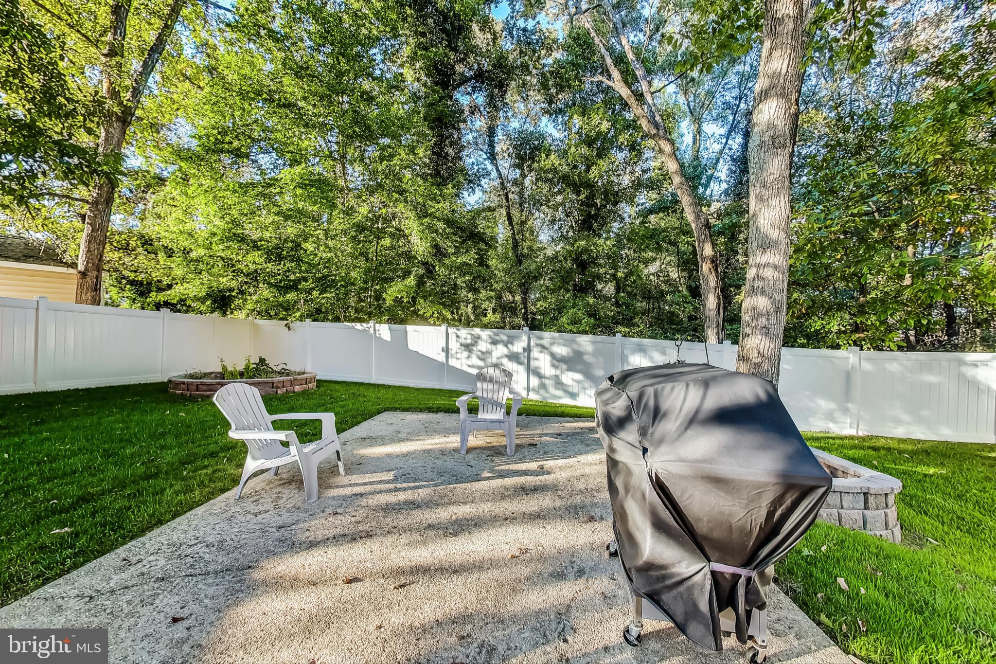 6816 Mayo Ct