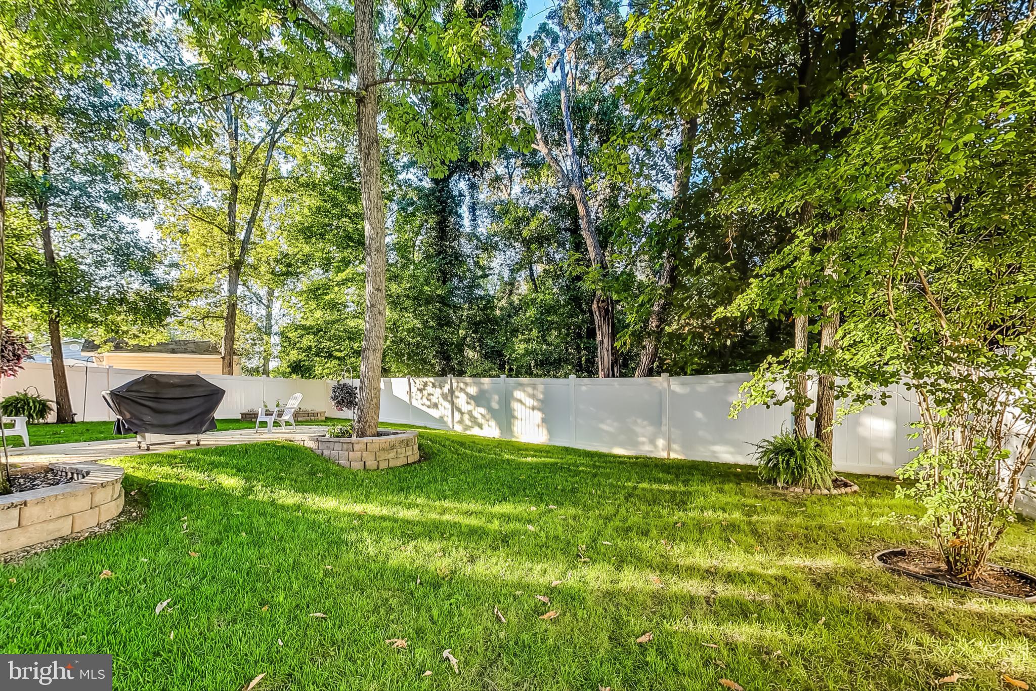 6816 Mayo Ct