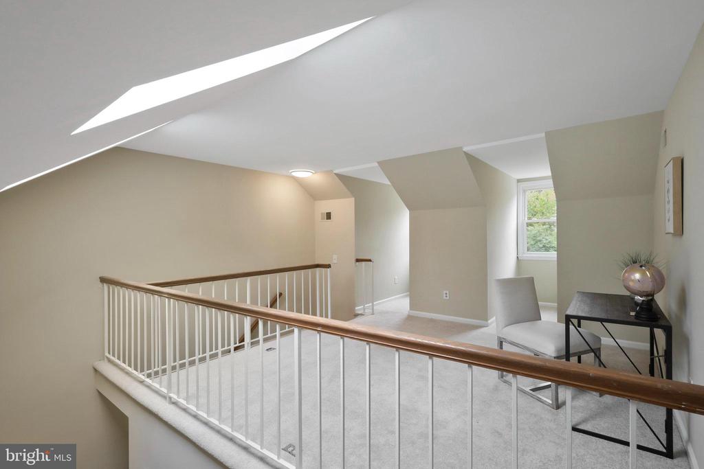 7470 Laurel Oak Ct