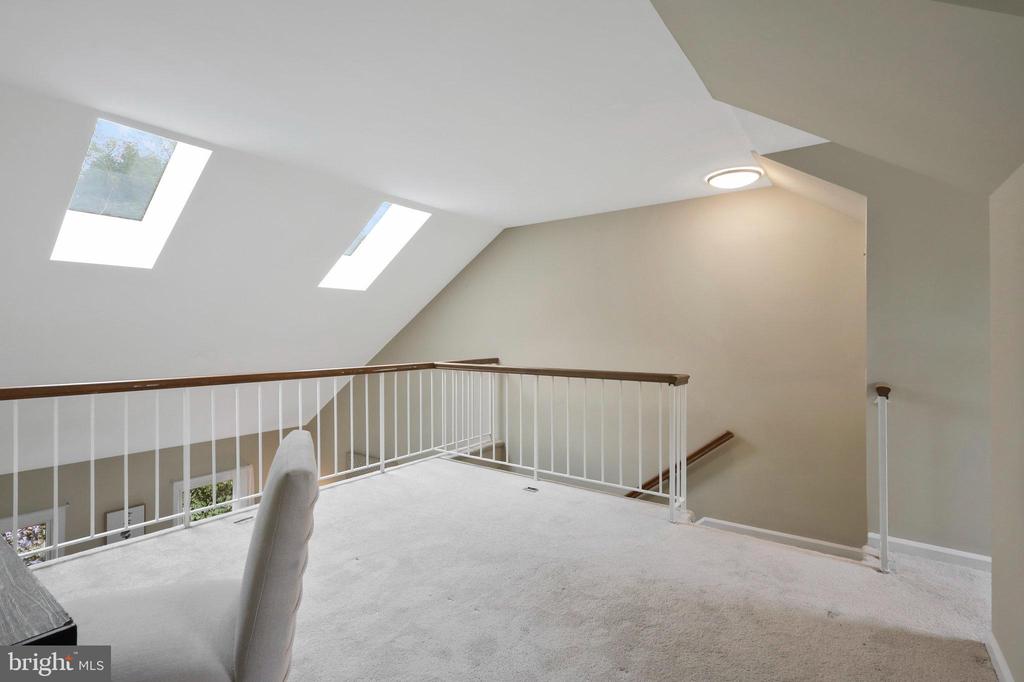 7470 Laurel Oak Ct