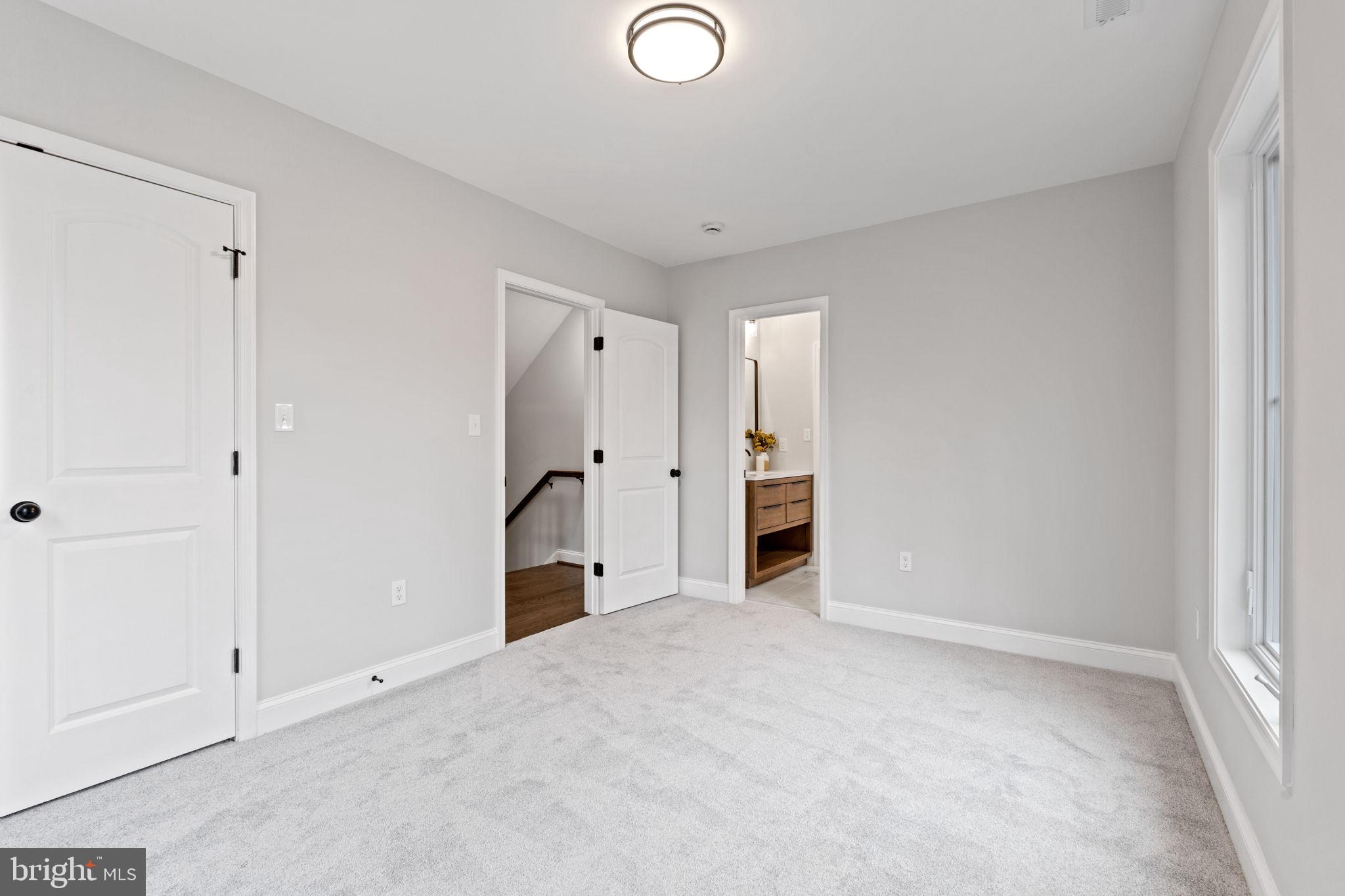 11380 Holly Pl