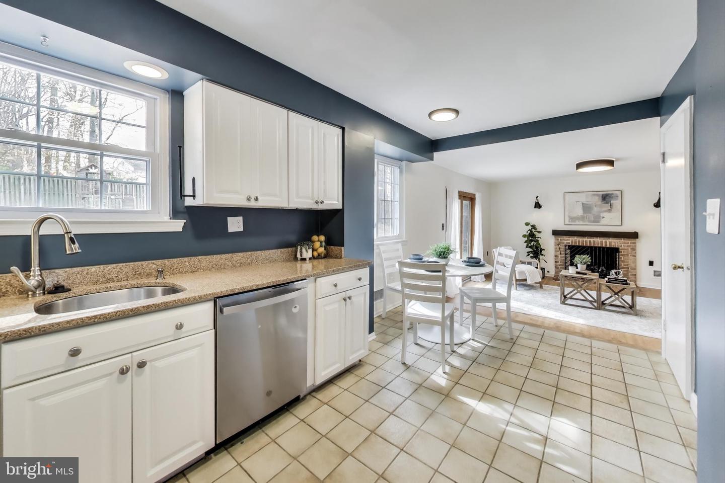 9023 Brook Ford Rd