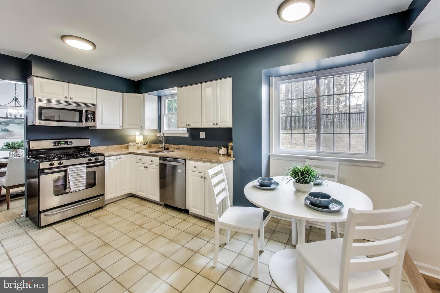 9023 Brook Ford Rd