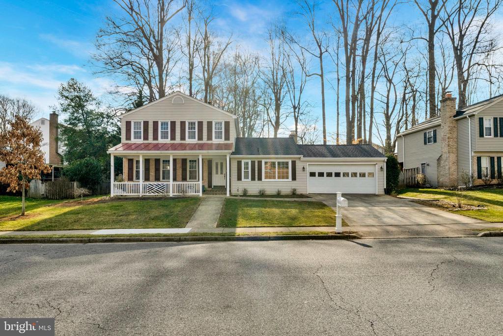 9023 Brook Ford Rd