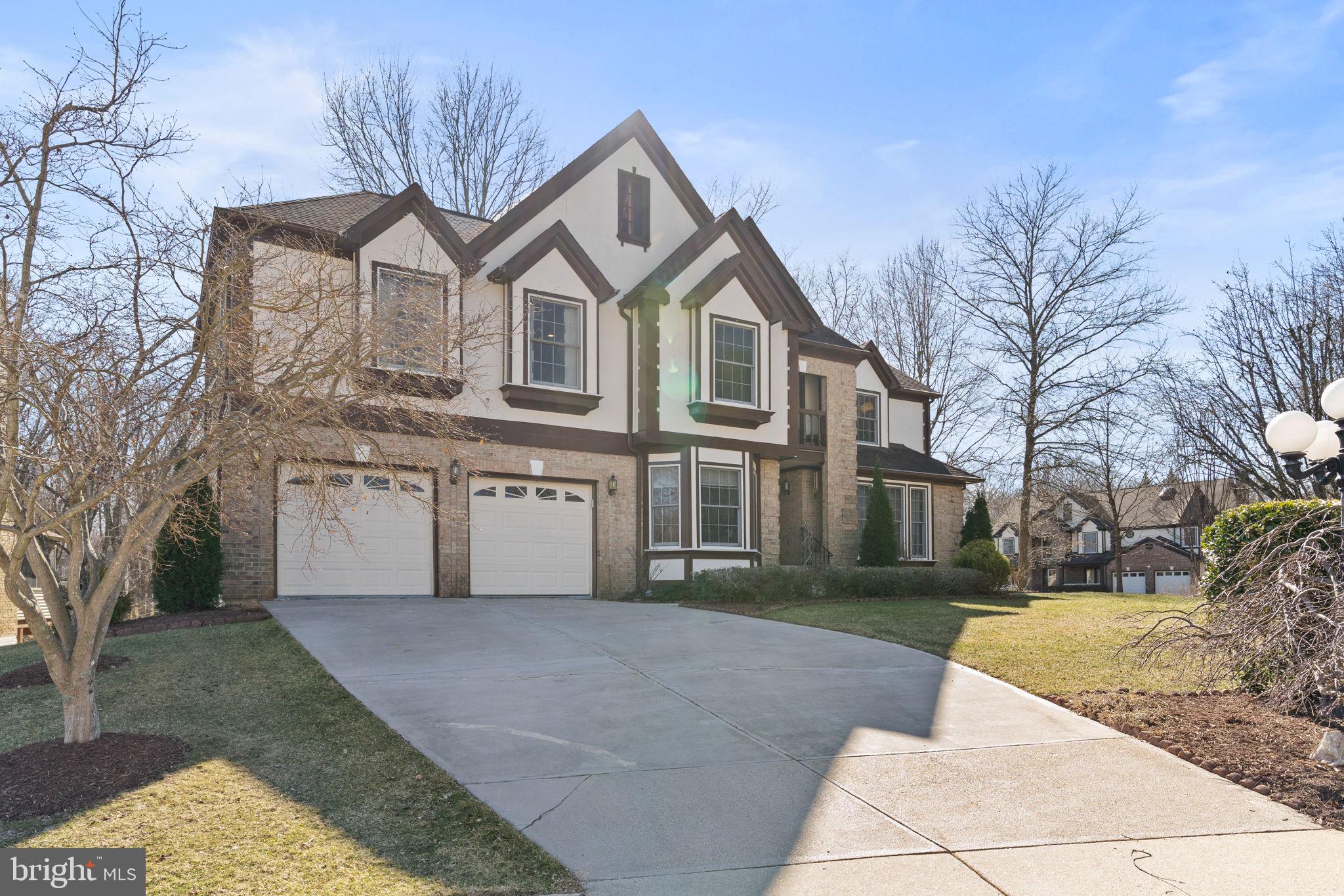 9403 Wooded Glen Ave