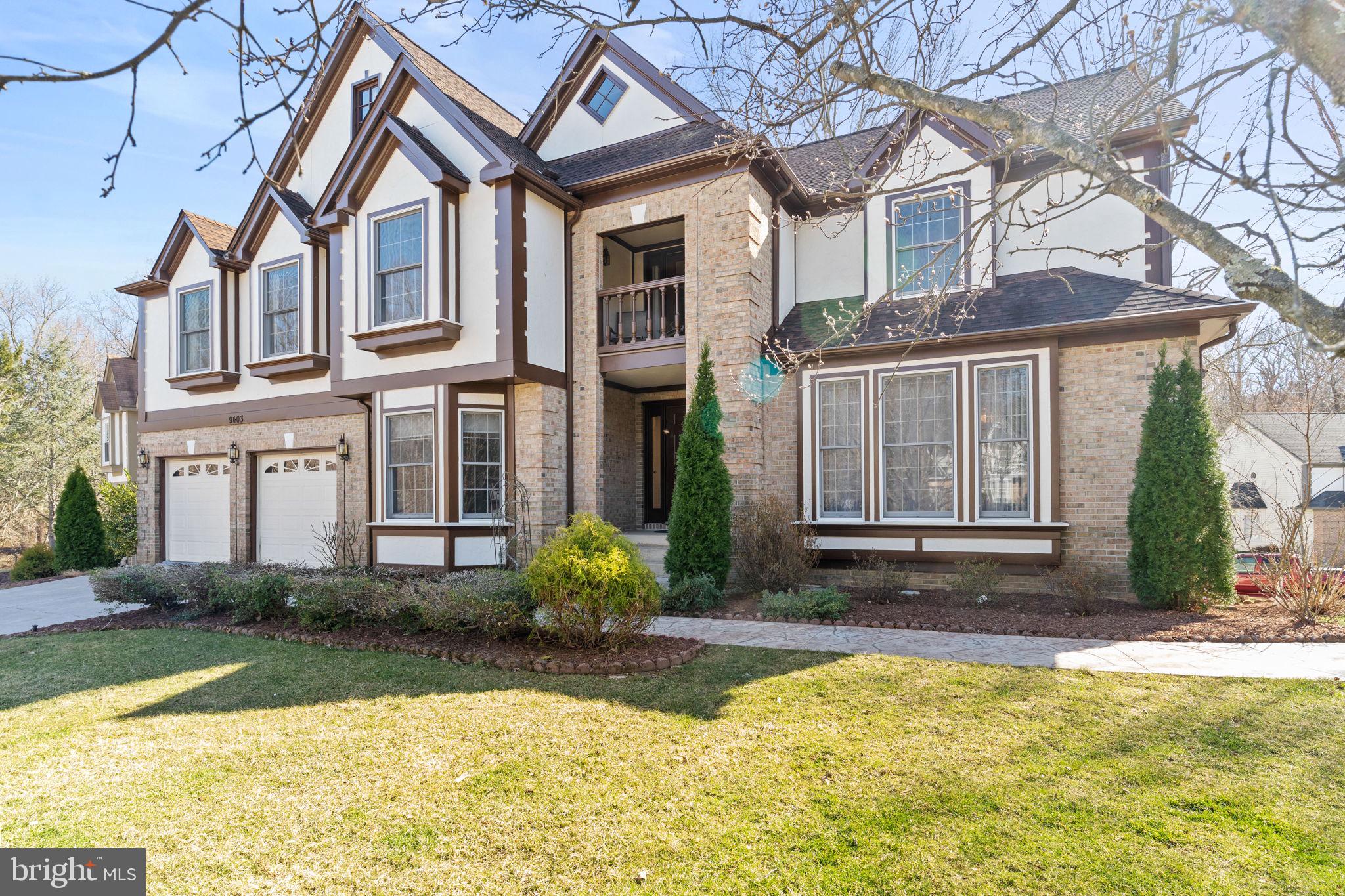 9403 Wooded Glen Ave