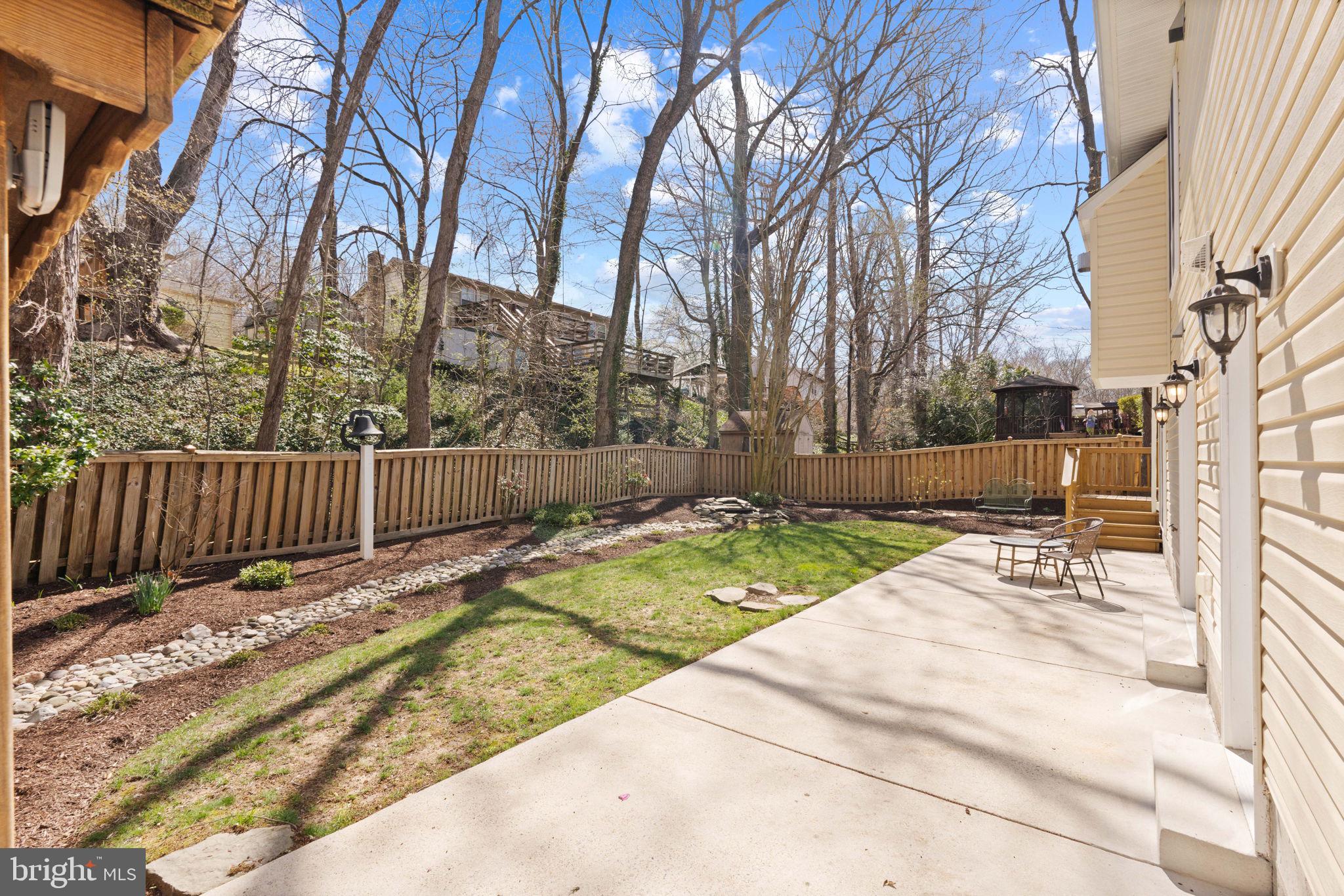 7221 Willow Oak Pl
