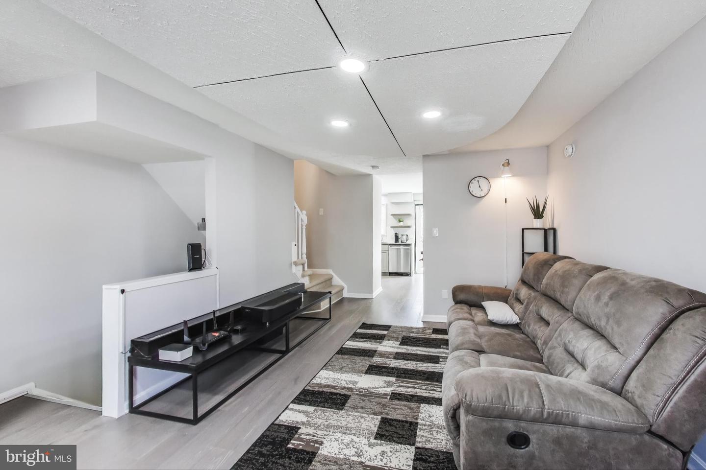 3010 Heritage Springs Ct