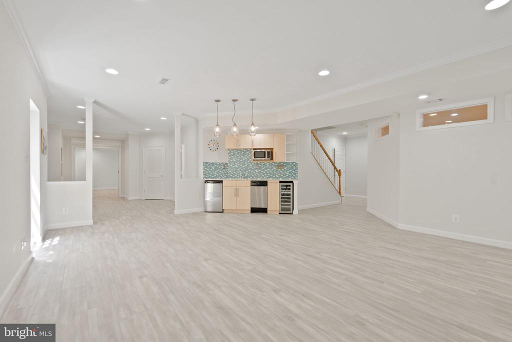 5393 Abernathy Ct