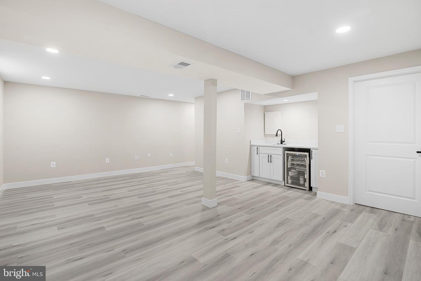 7313 Bonniemill Ln