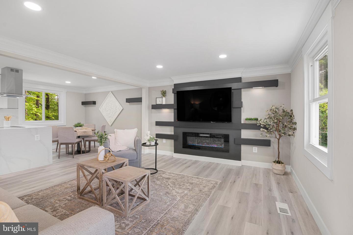 7313 Bonniemill Ln